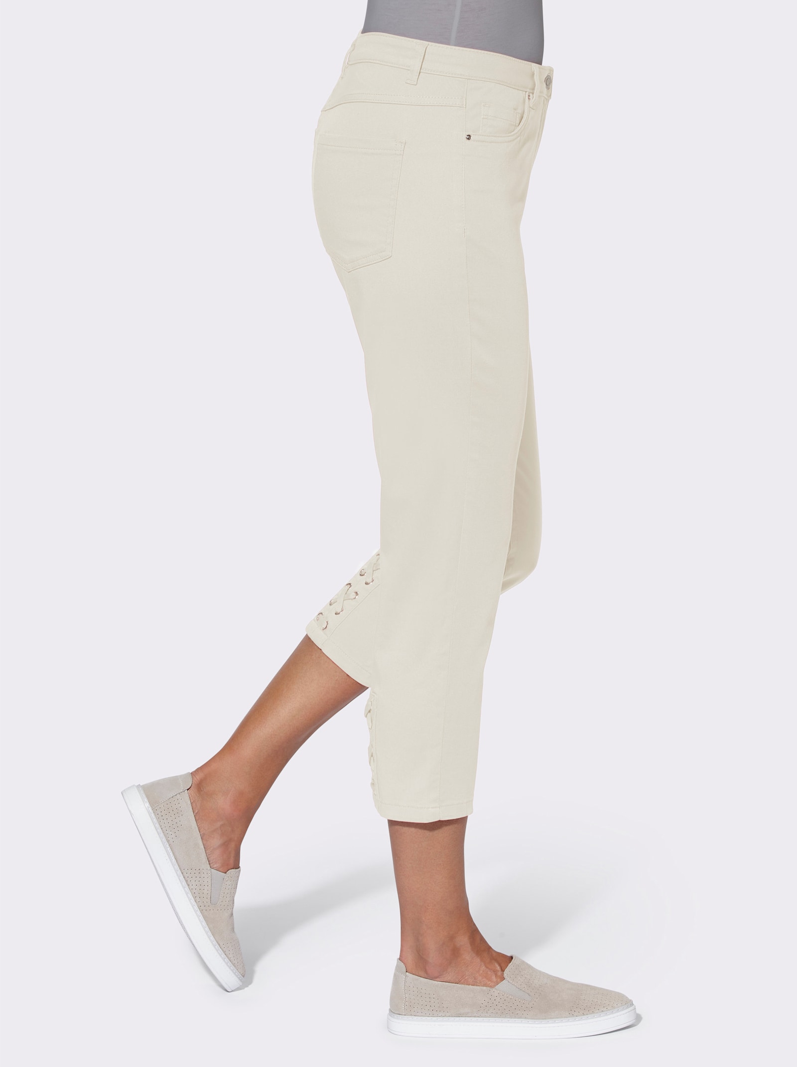 3/4-Jeans mit Bändchen-Verzierung - weiß