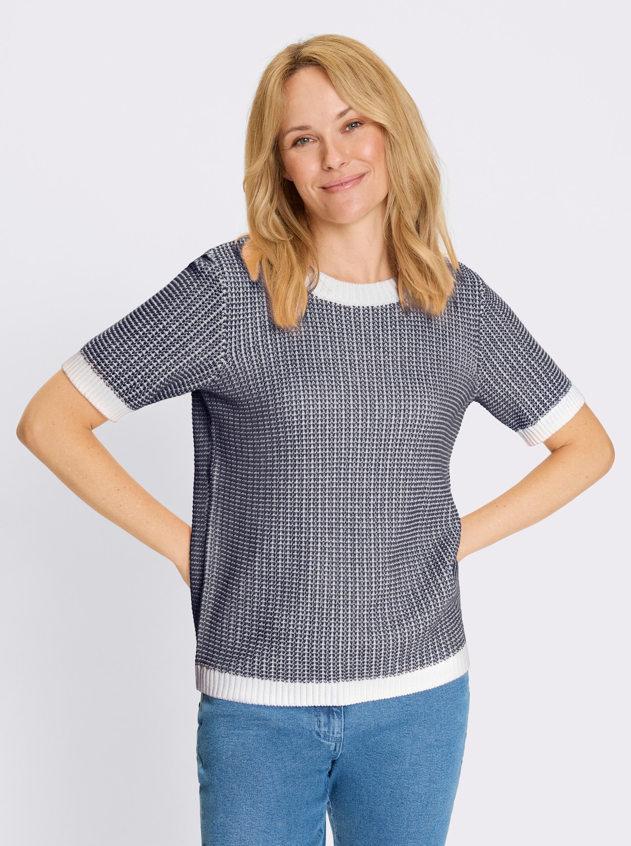 Kurzarmpullover - dunkelblau-ecru-gemustert