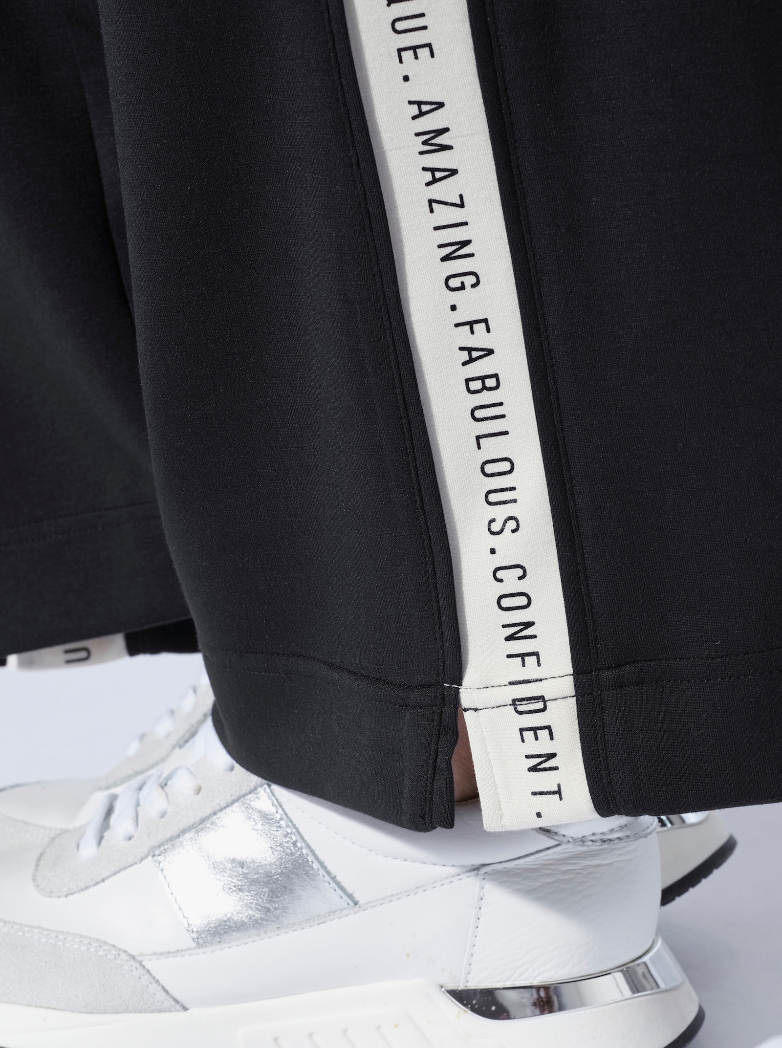 heine Pantalon en jersey à rayures galons - noir