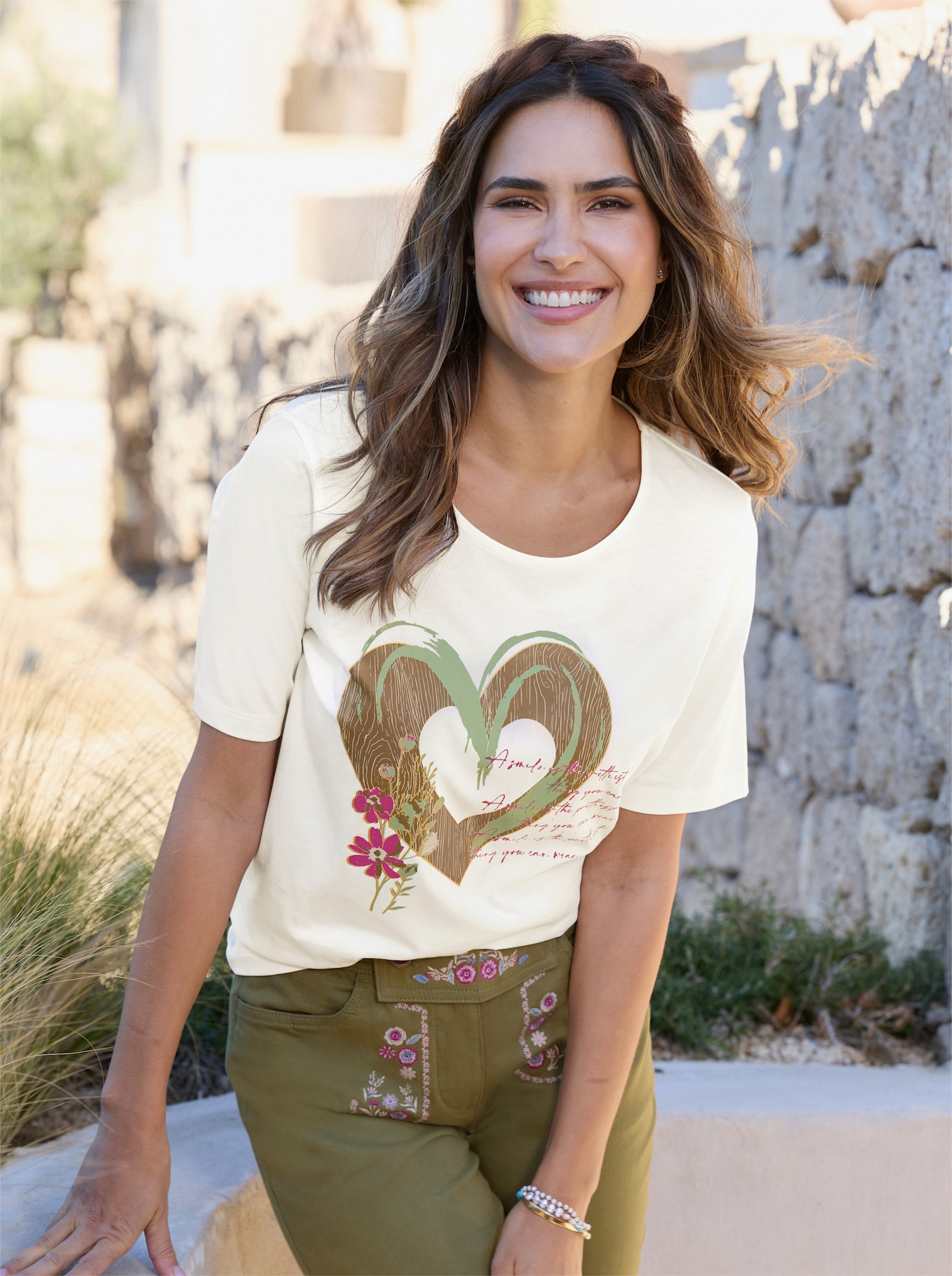 Kurzarmshirt im Trachtenstil - ecru-braun