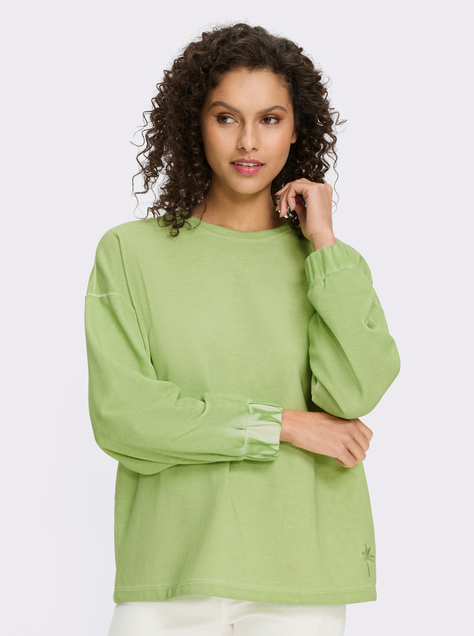 heine Sweatshirt mit Oil-dyed-Waschung - pistazie