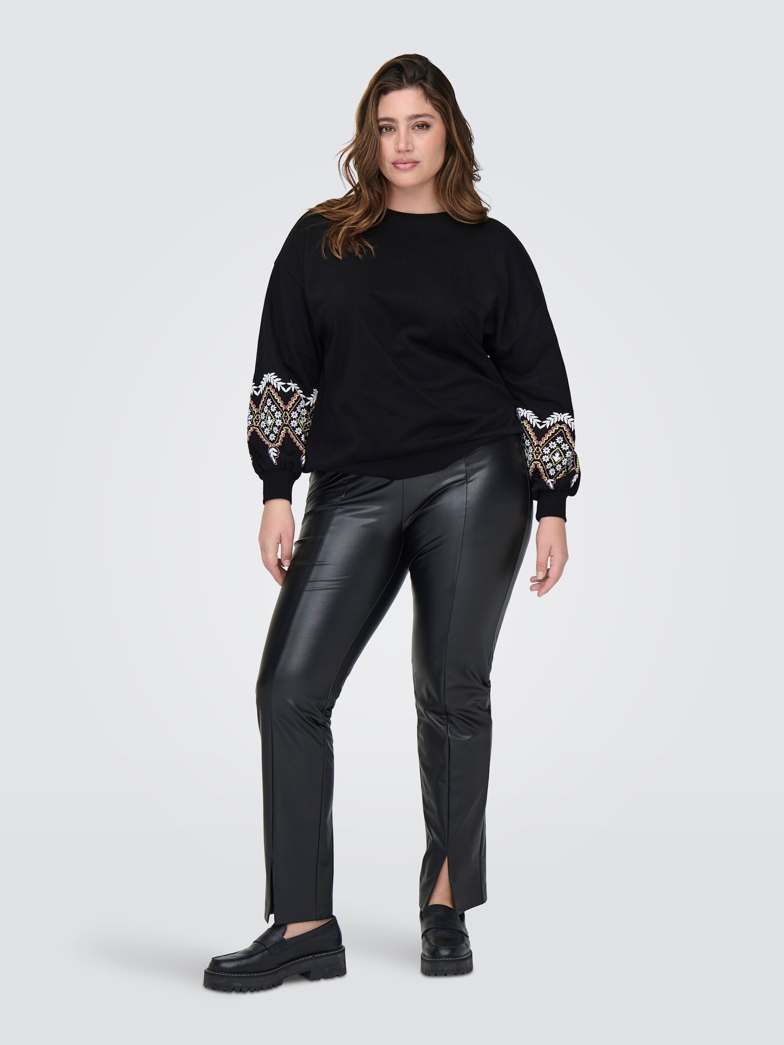 ONLY CARMAKOMA Sweatshirt - black print:ethnic