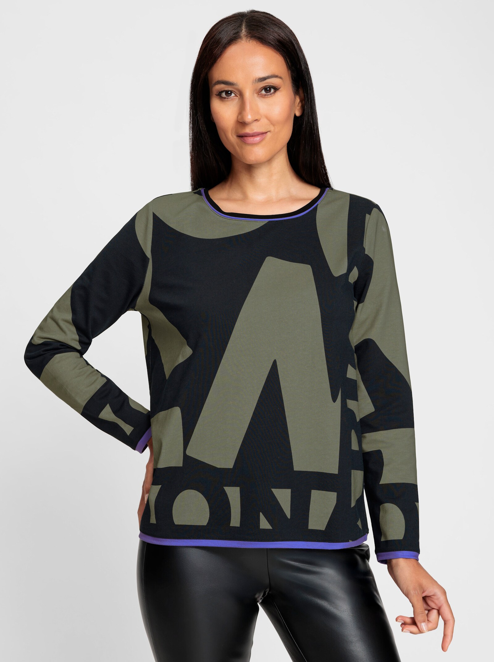heine Longsleeve mit Lettering-Print - khaki-schwarz-bedruckt