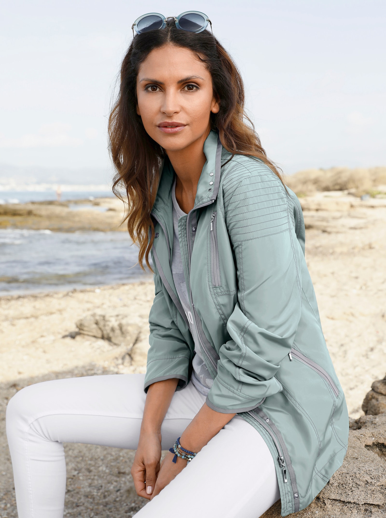 Parka mit silberfarbigen Details - jadegrün