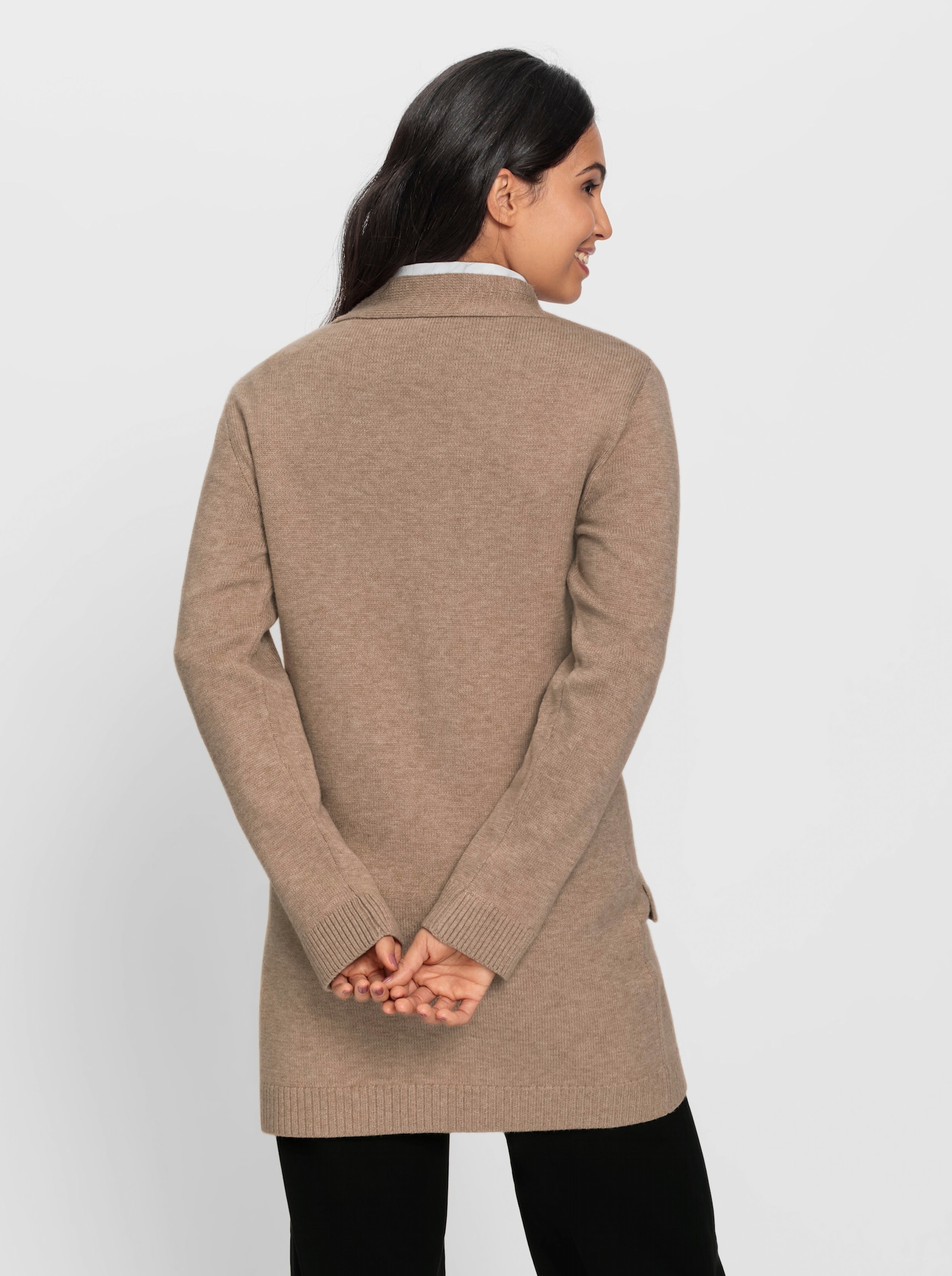 Longstrickjacke mit Ziersteinchen, Feinstrick - camel