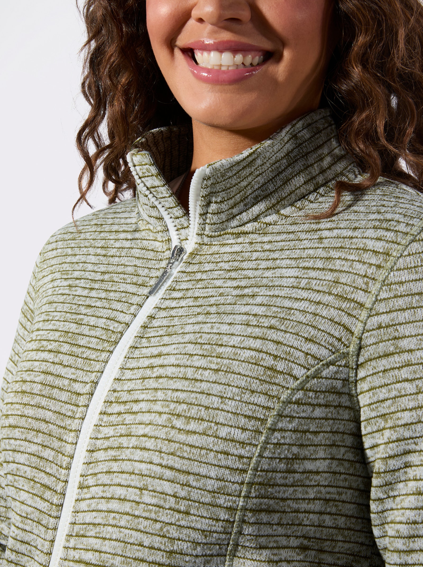 Strickfleecejacke mit Nahttaschen - schilf-meliert