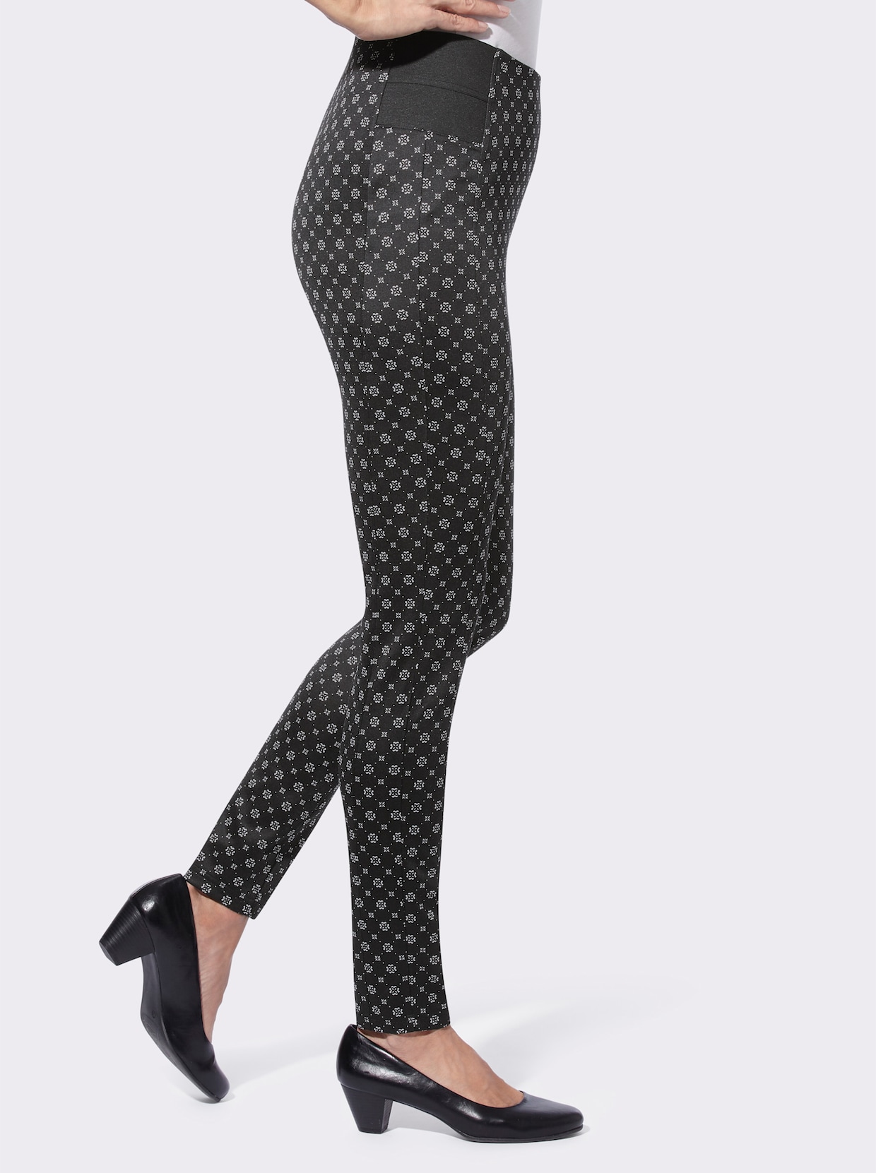Comfortbroek - zwart/wit gebloemd
