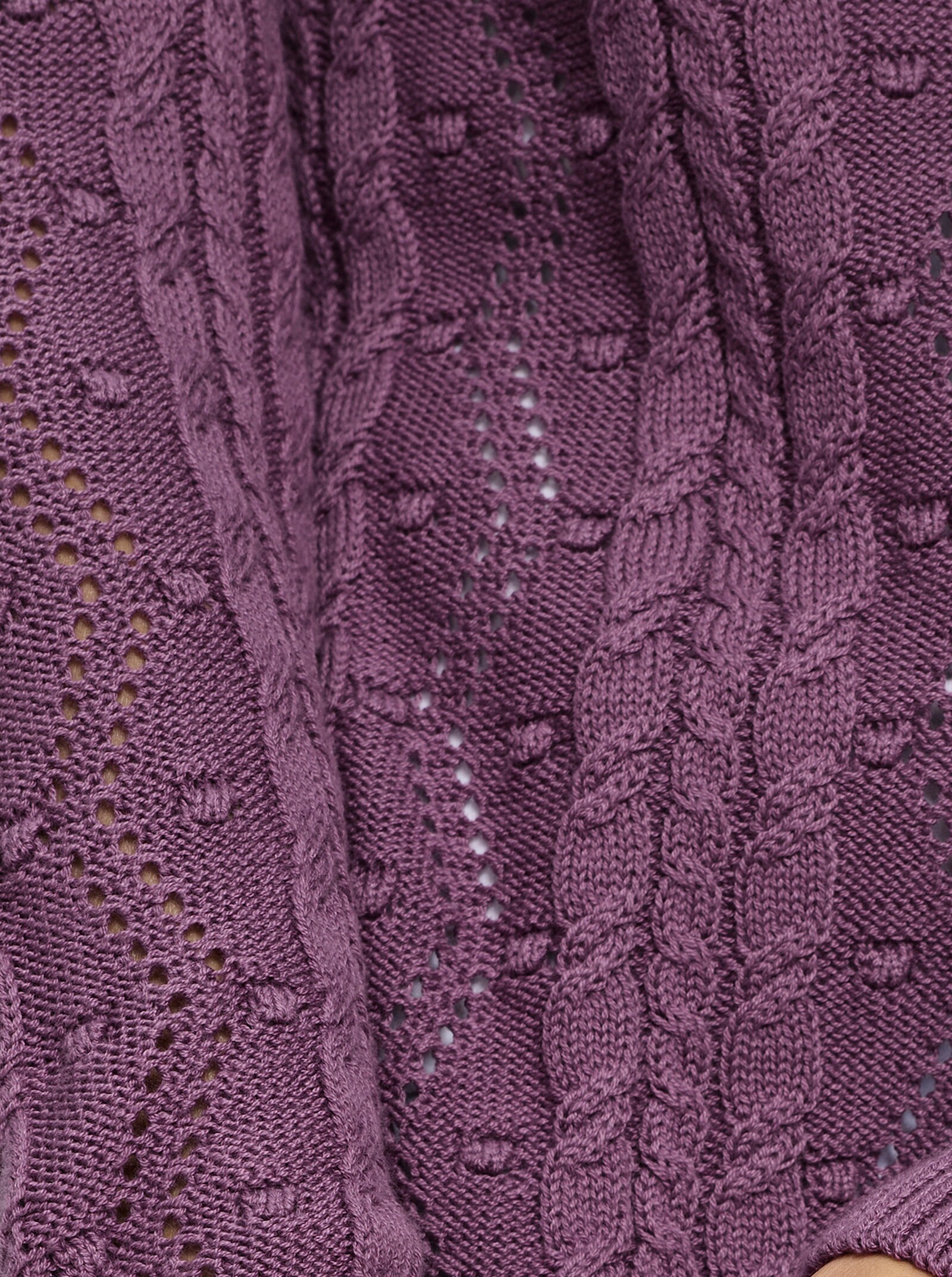 Stehkragenpullover mit Zopfmuster - violett