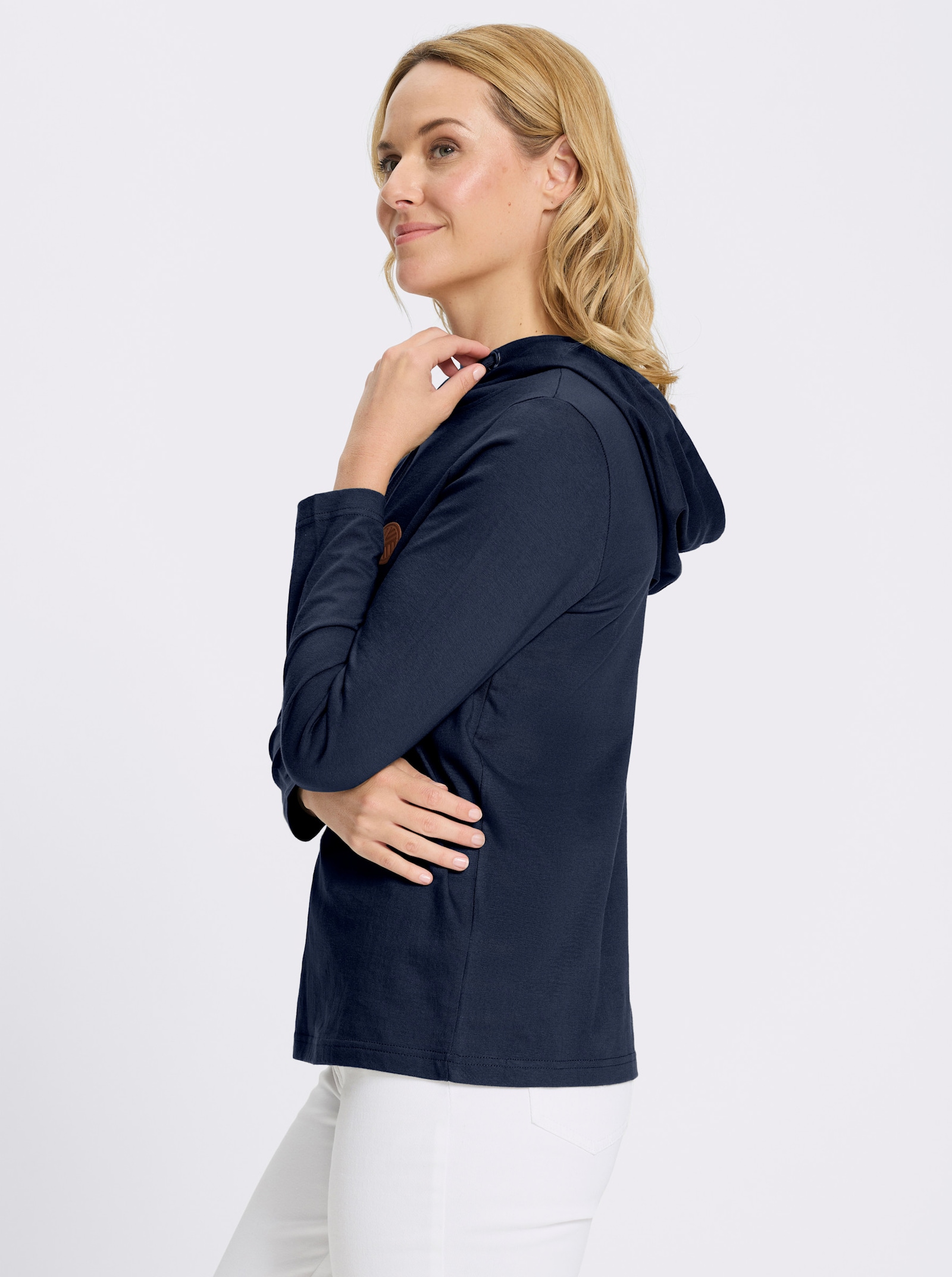 Kapuzenshirt mit Lederimitat-Patch vorne - marine