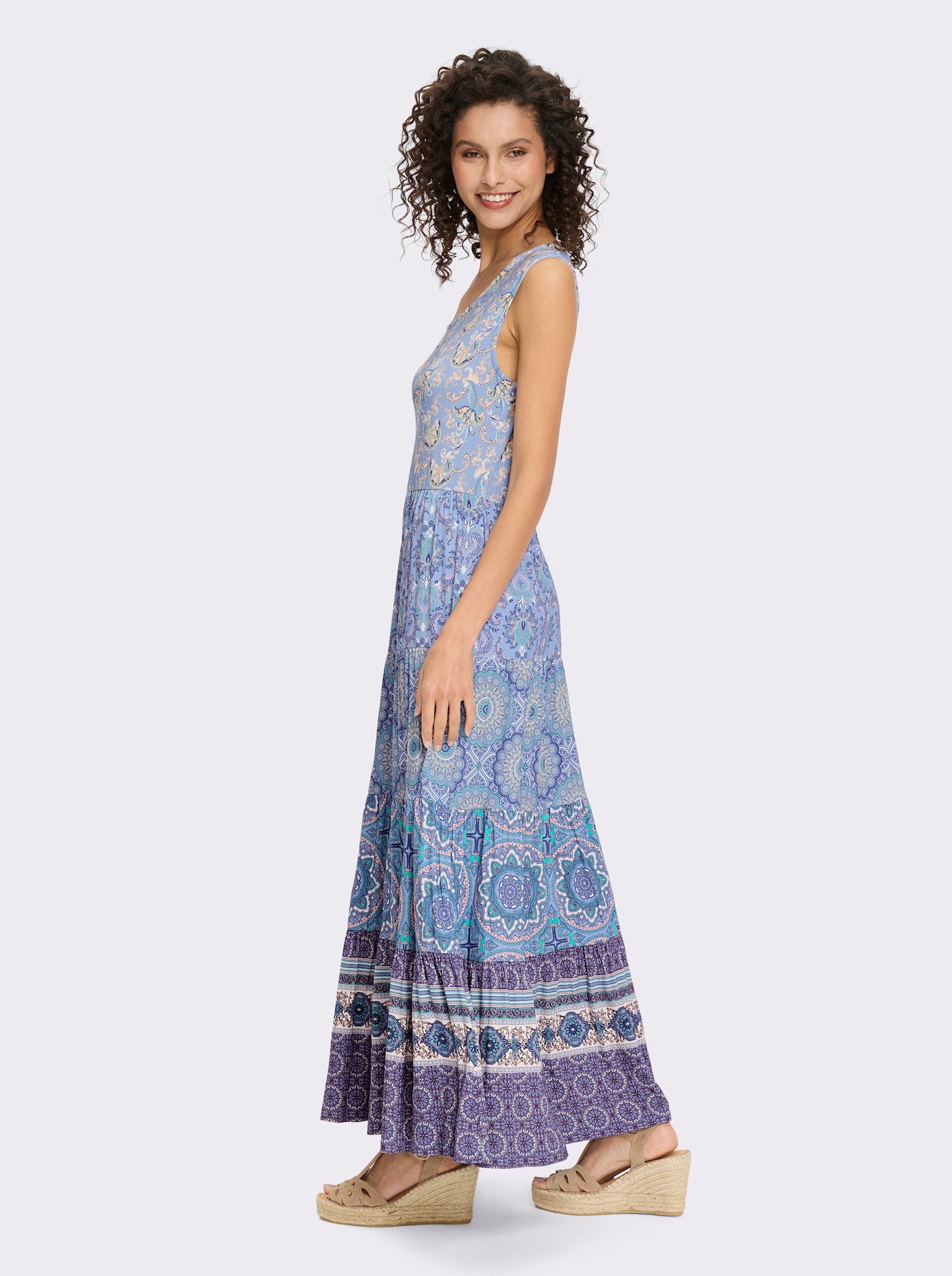 heine Jerseykleid mit Ornament-Druck - bleu-salbei-bedruckt