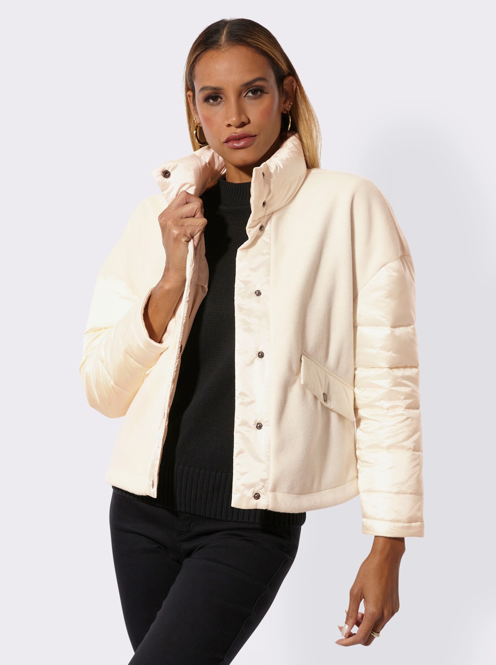 Kurzjacke im lässigen Schnitt - champagner