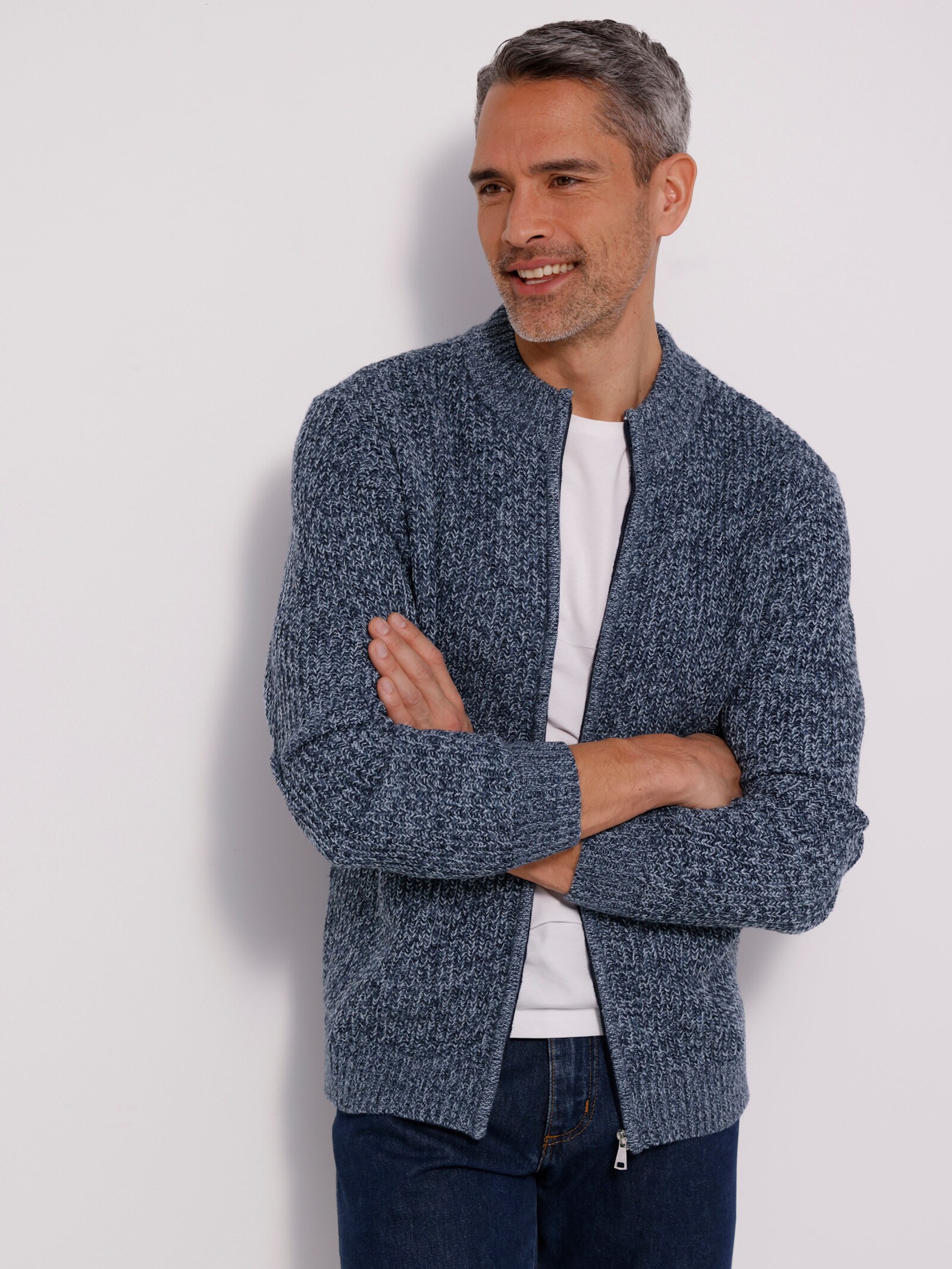 Strickjacke aus Melange-Strick - marine-meliert