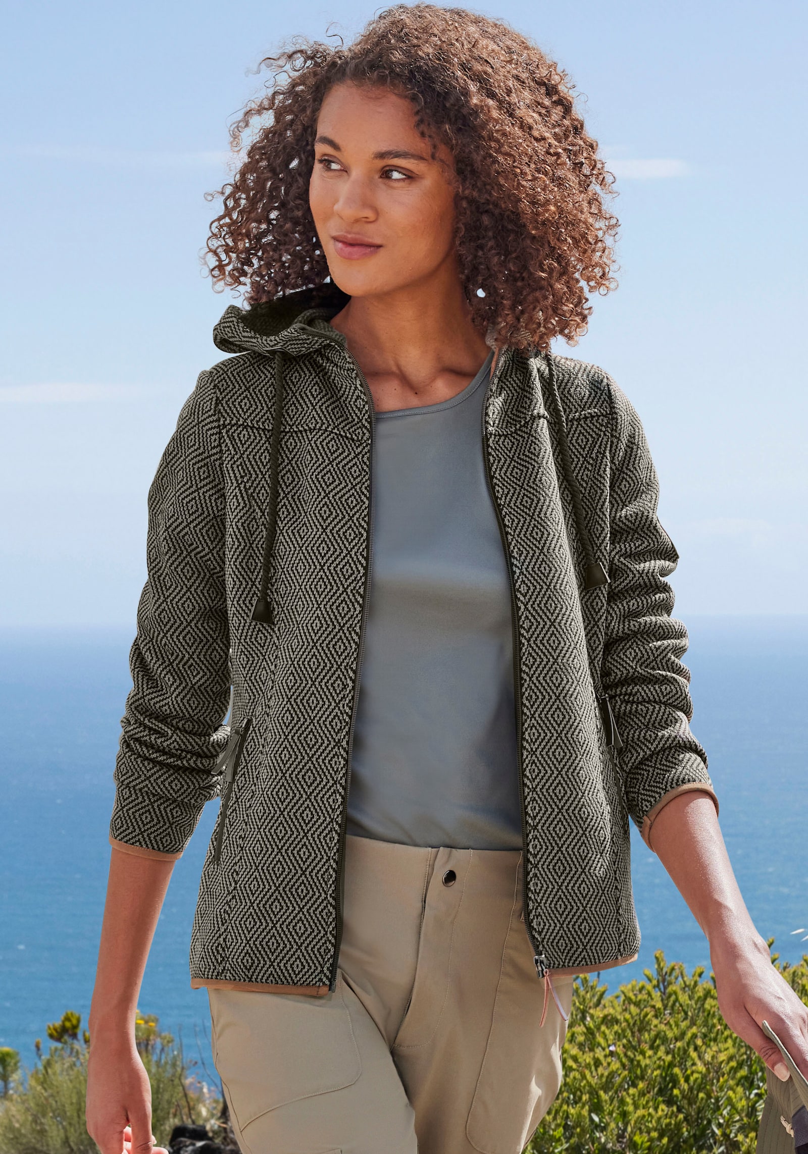 LASCANA ACTIVE Fleecejacke - olive