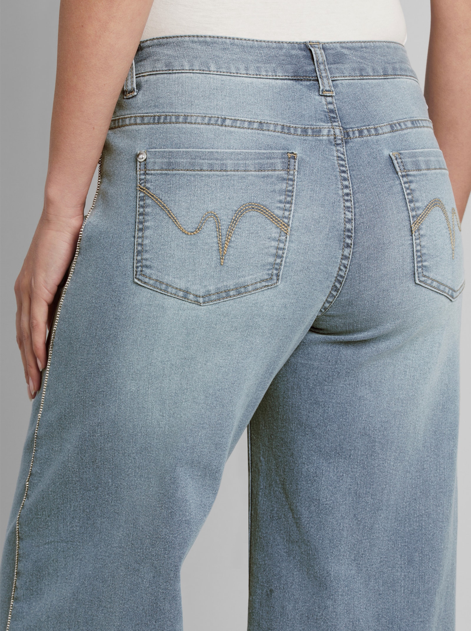 heine 5-Pocket-Jeans mit Glitzersteinchen - blue-bleached