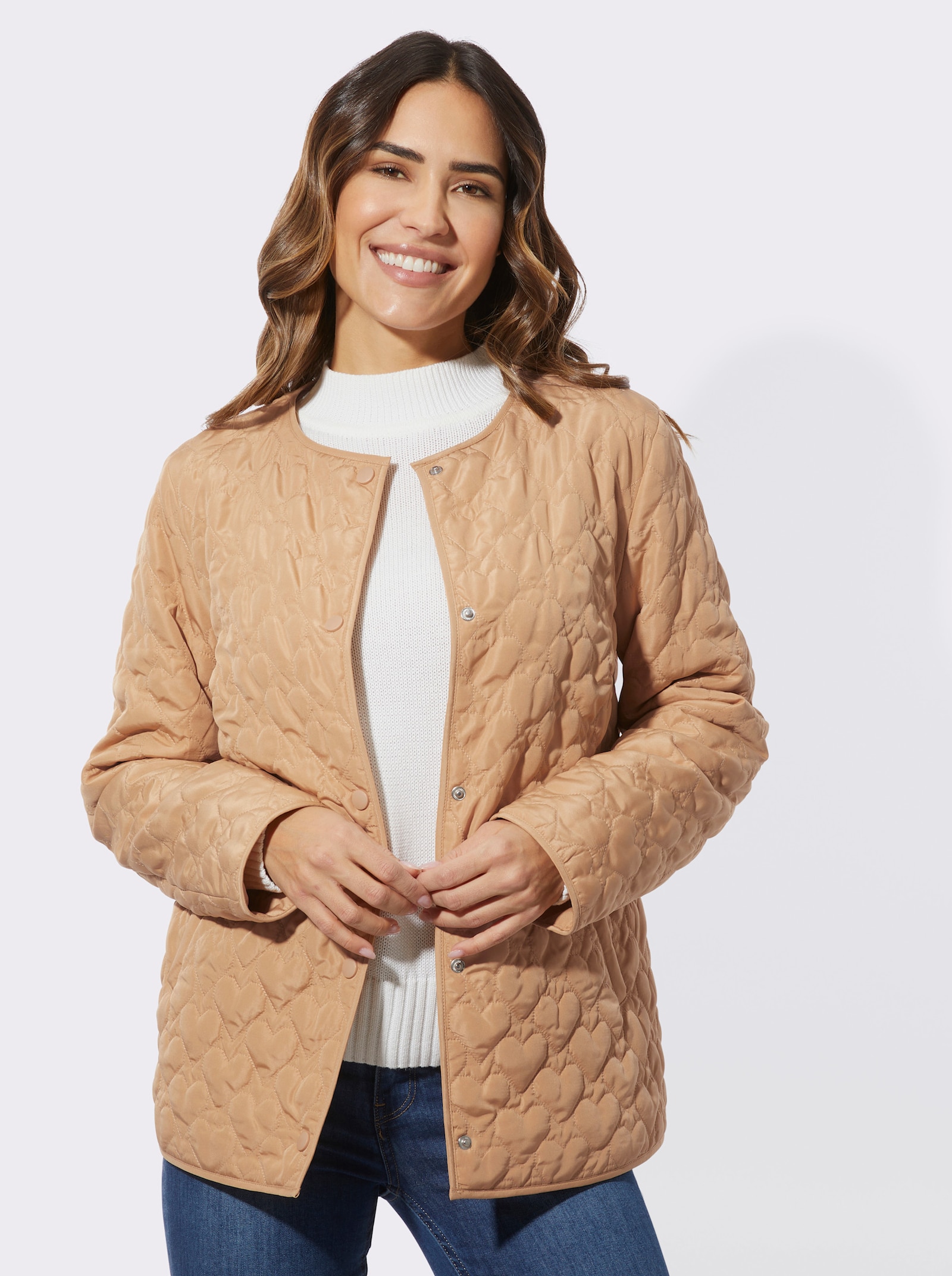 Bunda s prešívaním v tvare srdca - Ťavia