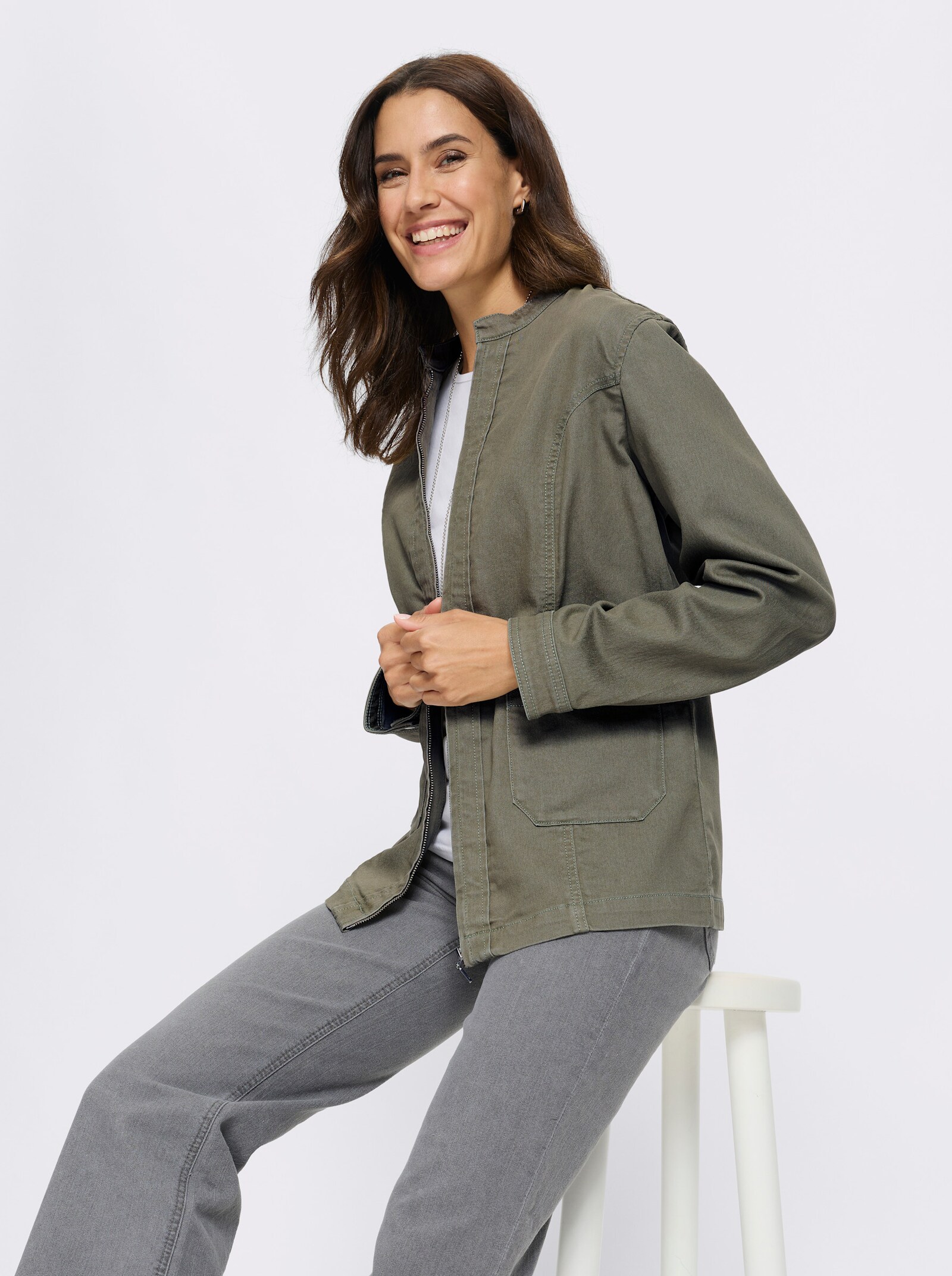 Jeansjacke mit Reißverschluss - khaki