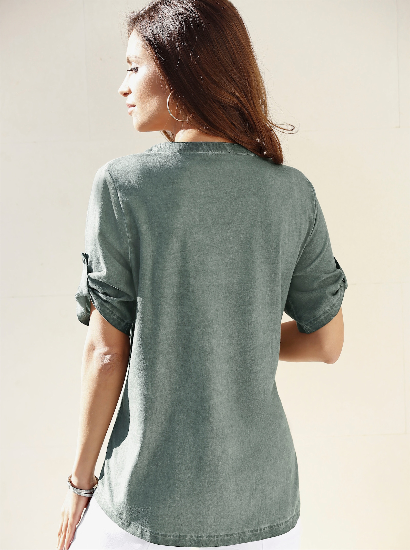 Blusenshirt mit glänzendem Druck, reine Baumwolle - grün