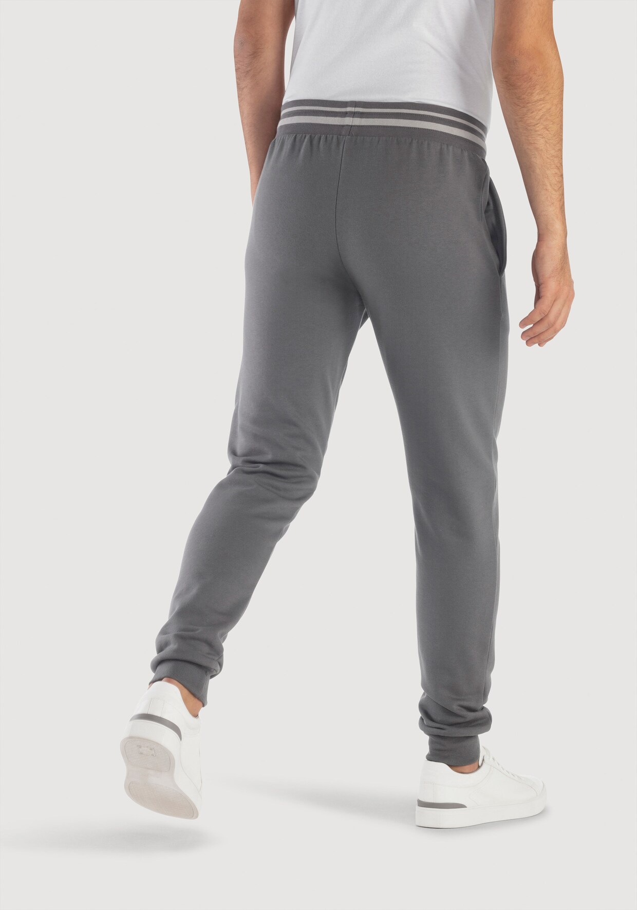Bench. Sweathose - grau