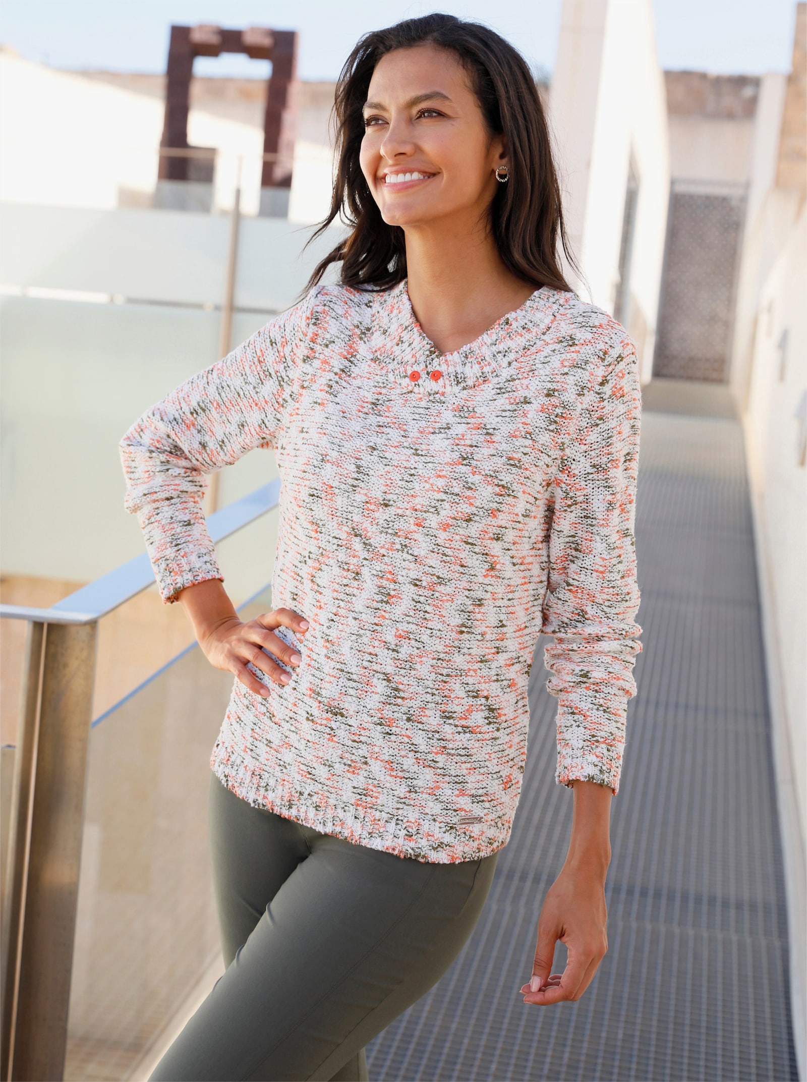 Langarm-Pullover aus Noppengarn - ecru-papaya-meliert