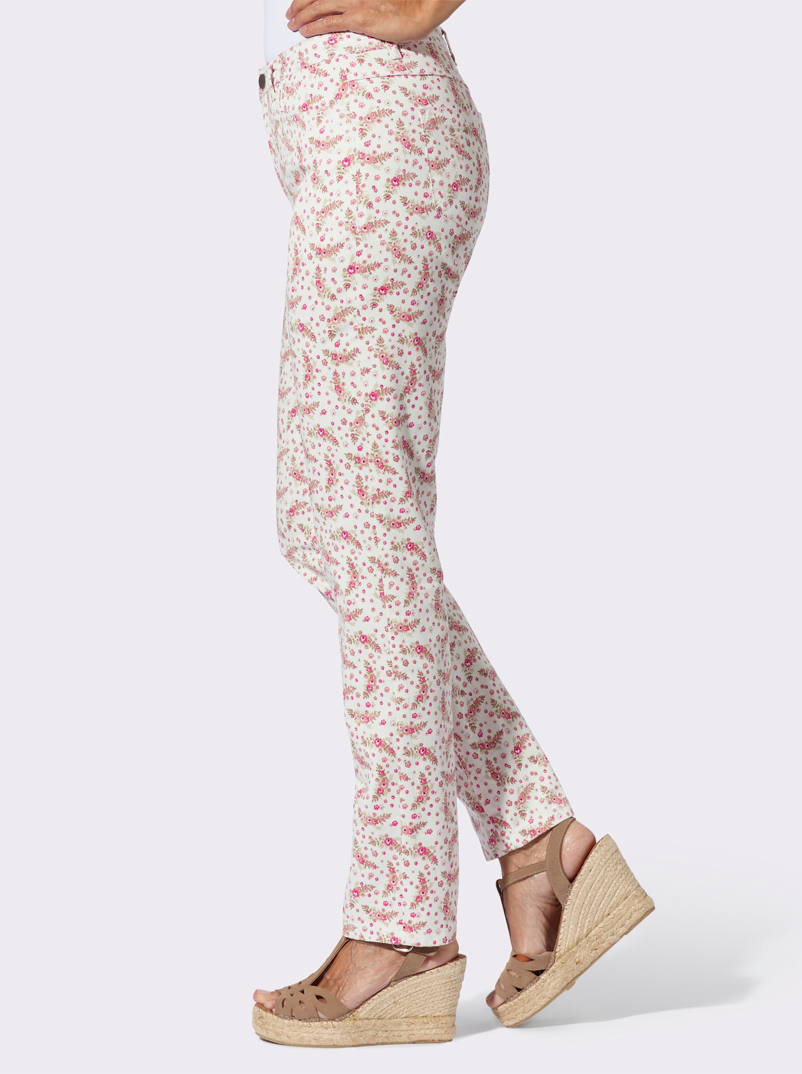 Jeans im floralen Dessin - ecru-rosenholz-bedruckt