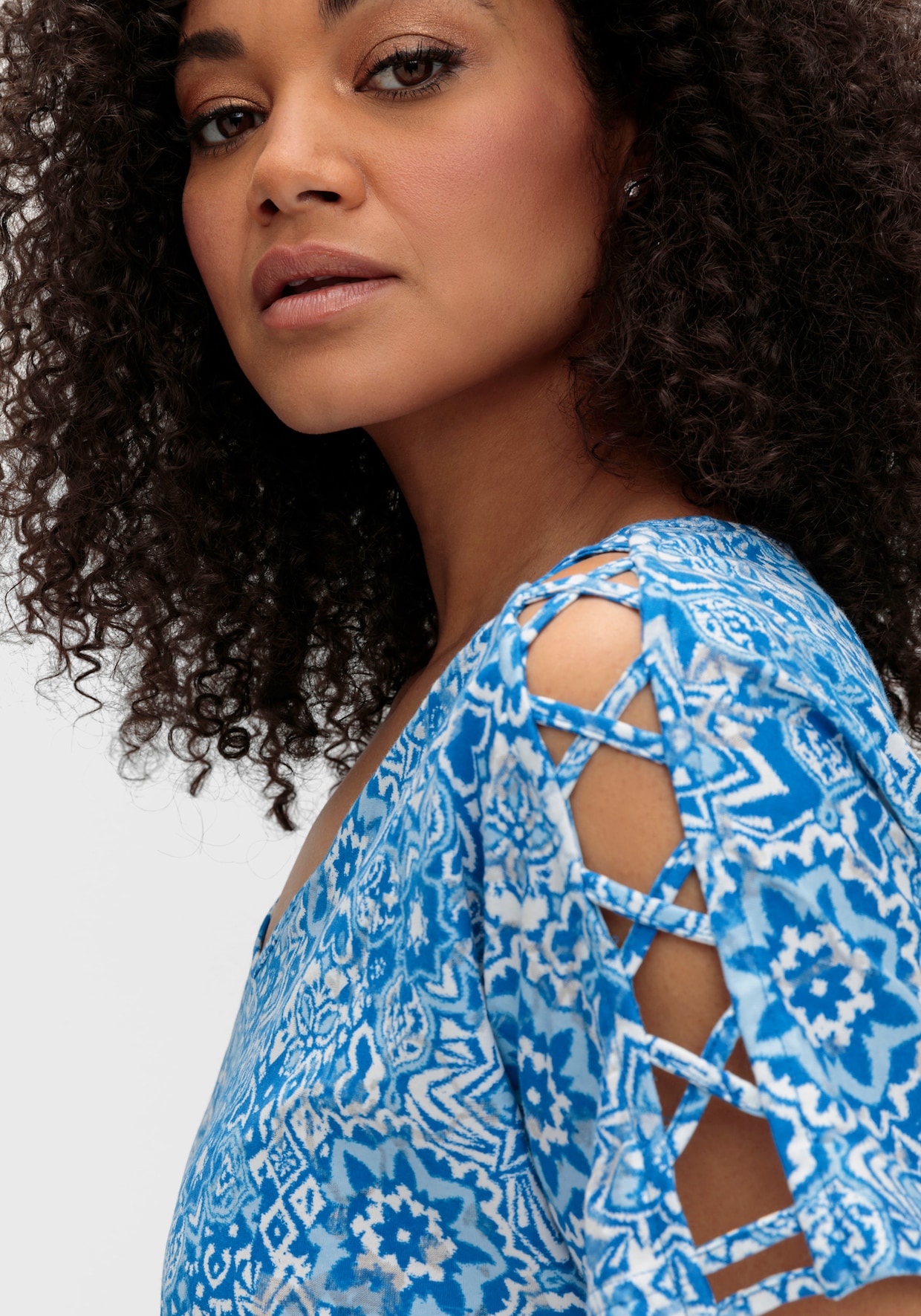 sheego Shirt - kobalt-gemustert