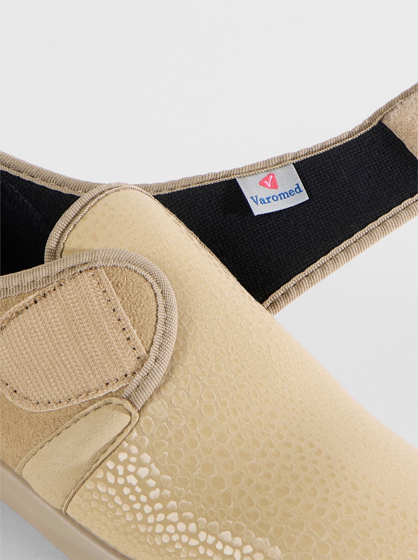 Varomed Klettschuh von Varomed, Weite H - beige