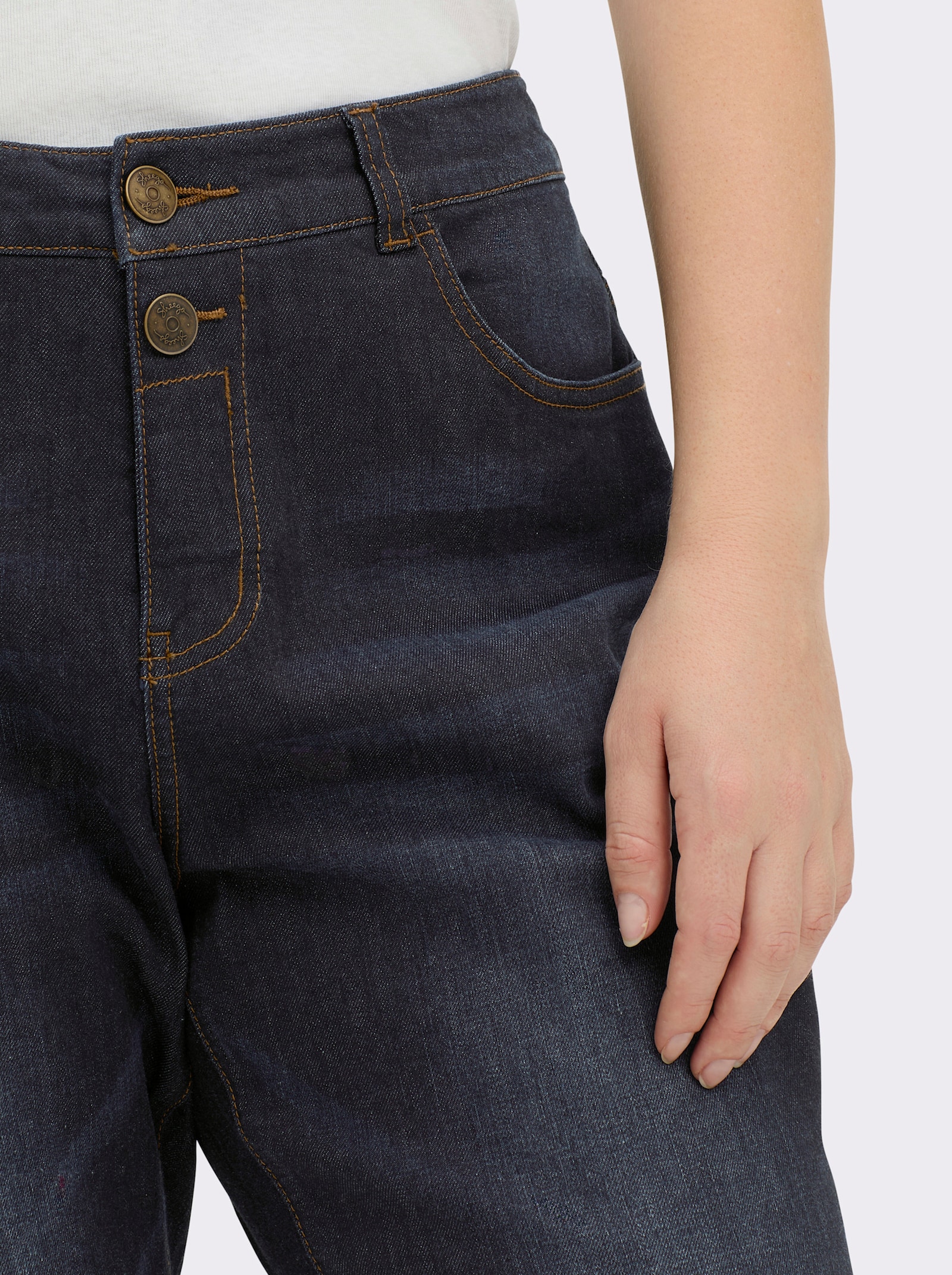 sheego Boyfriend-jeans met extra wijde bovenbenen - dark-blue