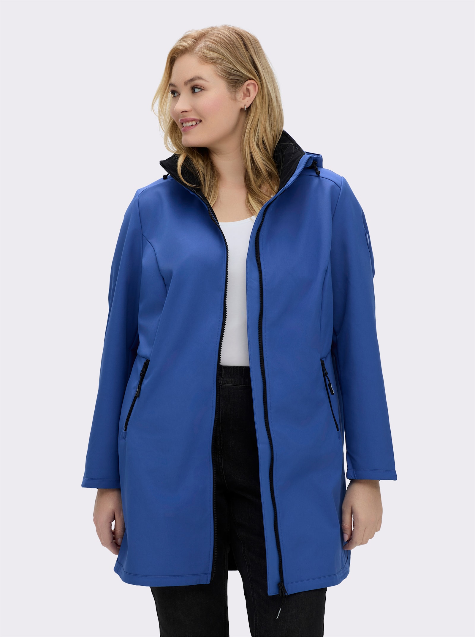 Softshelljacke mit Gummizug im Rücken - royalblau