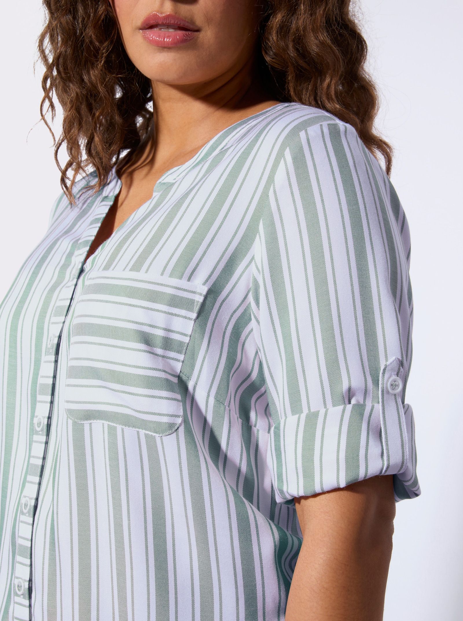 Gestreifte Bluse aus reiner Viskose - kalkmint-weiß-gestreift
