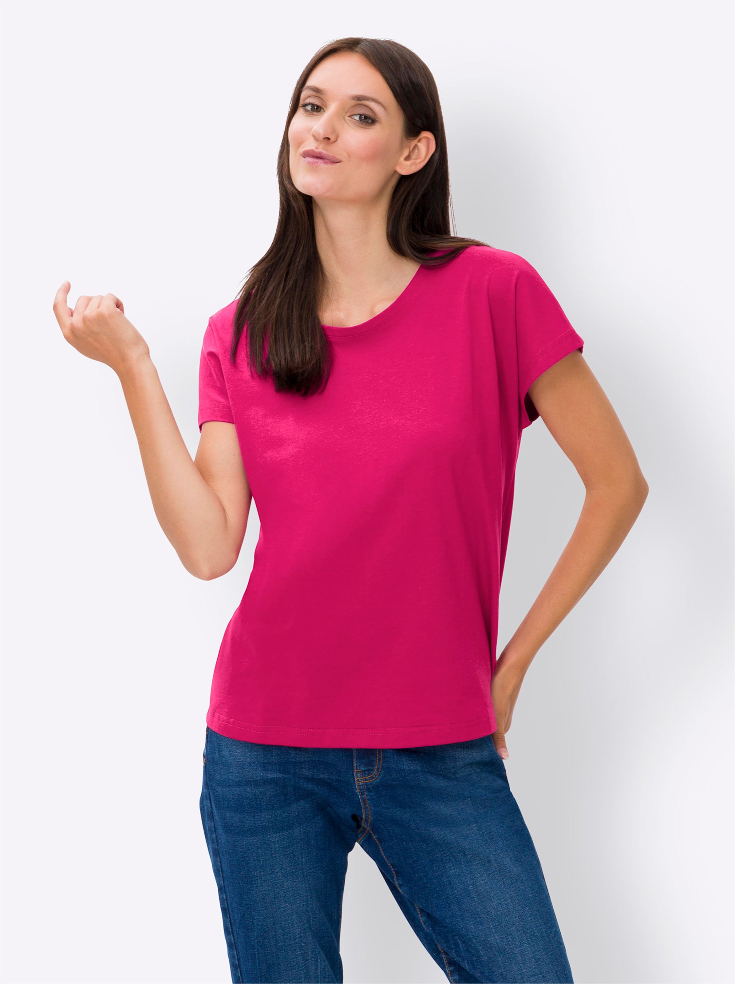 mit Rundhals günstig Kaufen-Shirt in pink von heine. Shirt in pink von heine <![CDATA[Shirt Formbeständig und trageangenehm, mit dezentem Glanz. Mit Rundhals-Ausschnitt, überschnittener Schulter, Kurzarm und abgerundetem Saum. Hinten etwas länger. Unterstützt die Initiative Cott