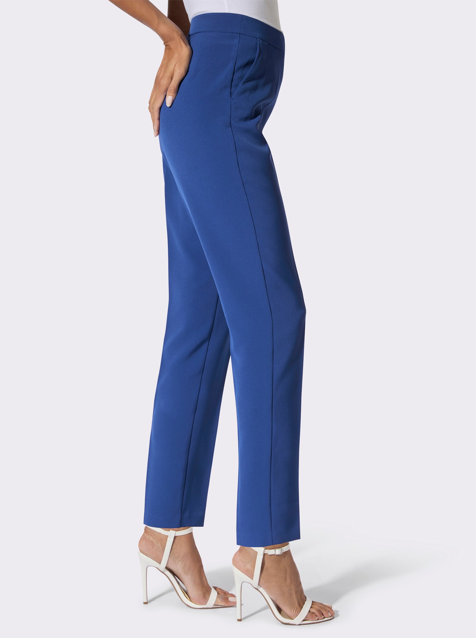 Bügelfaltenhose in strukturierter Qualität - royalblau