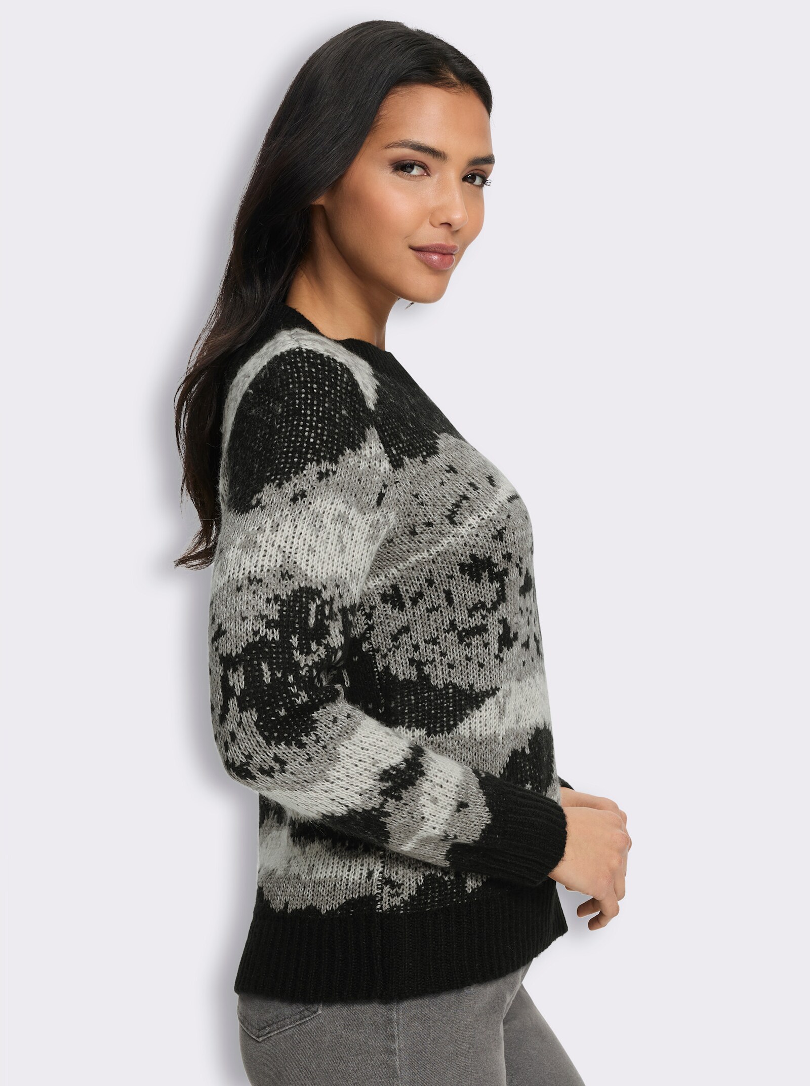 Jacquardpullover in flauschiger Qualität - schwarz-ecru-gemustert
