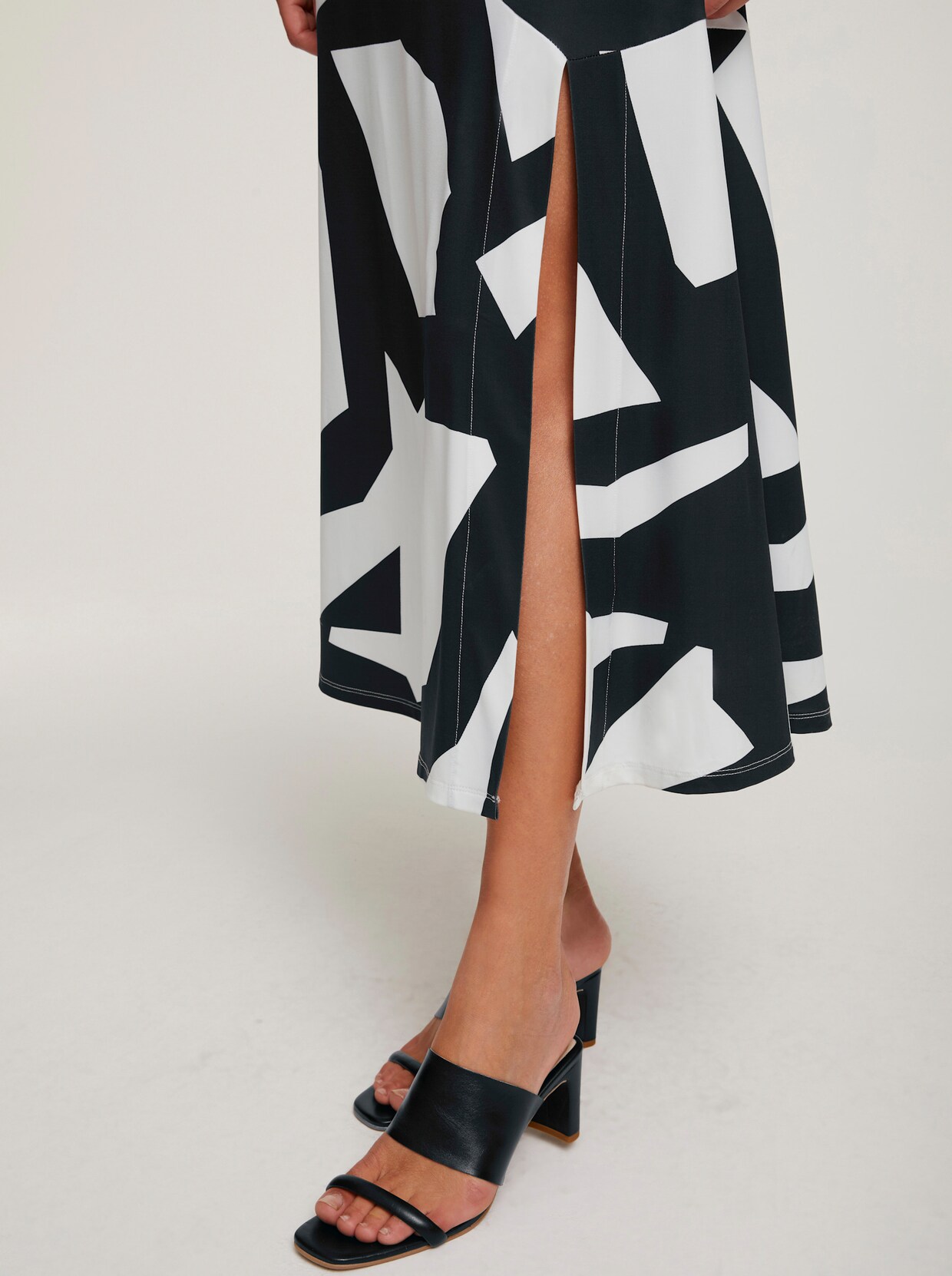 heine Jurk met print - zwart/ecru