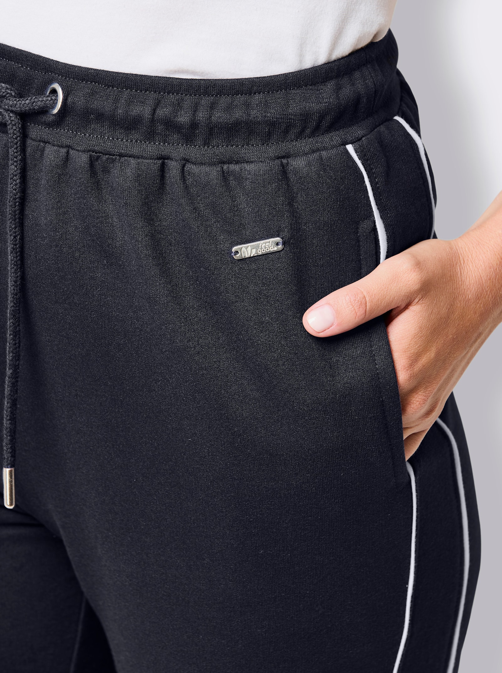 feel good Hose kurz - marine-weiß