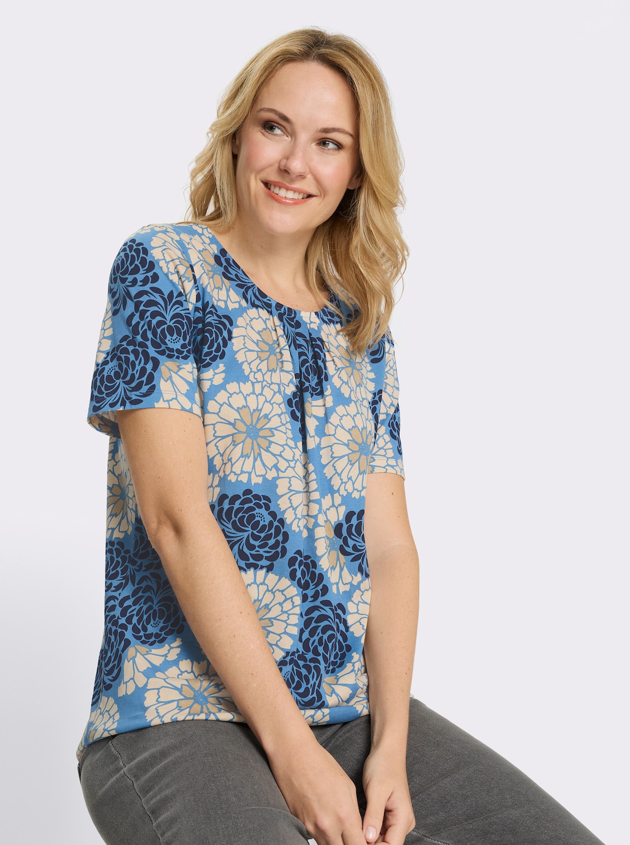 Longshirt in schmeichelnder A-Linie - mittelblau-marine-bedruckt