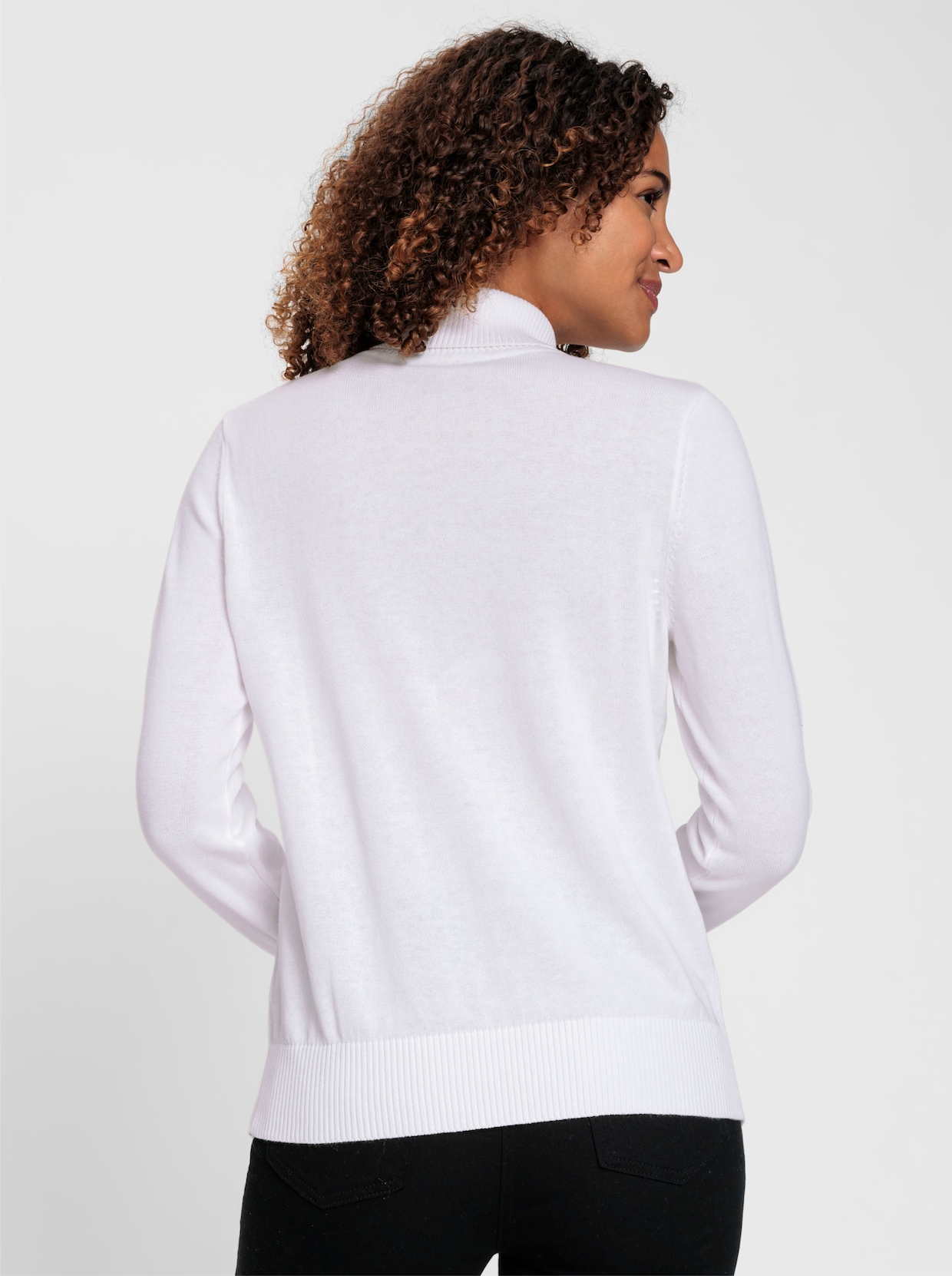 Rollkragenpullover aus Feinstrick - ecru