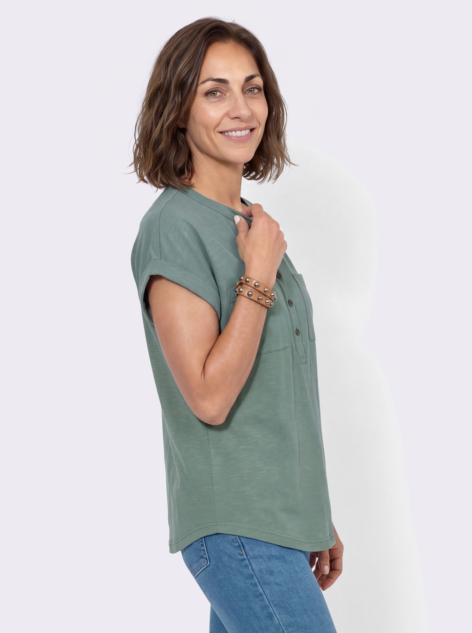 Kurzarmshirt mit Ärmelaufschlägen - jade