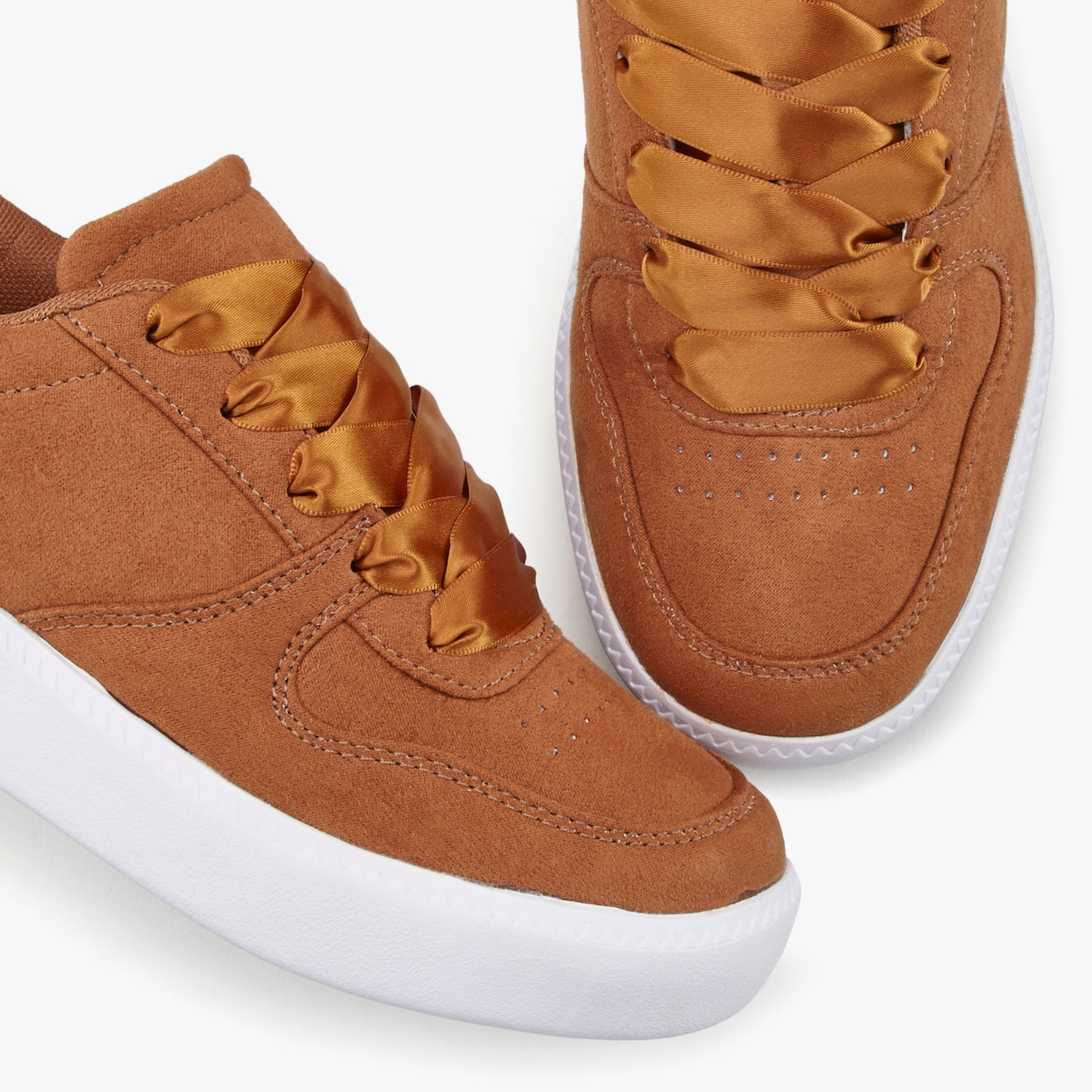 LASCANA Sneaker - camelfarben