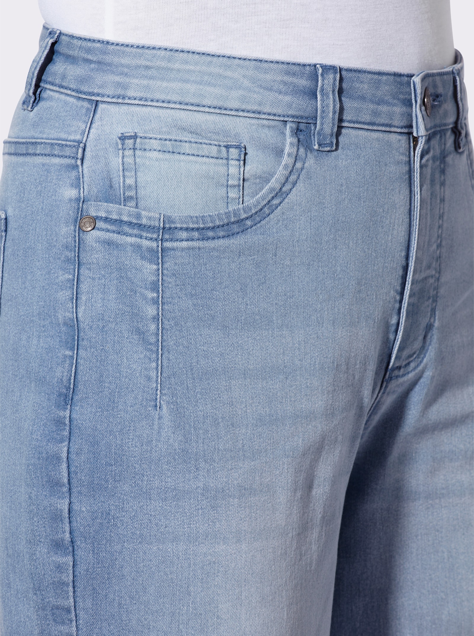 Jeans im Mom-Schnitt - blue-bleached