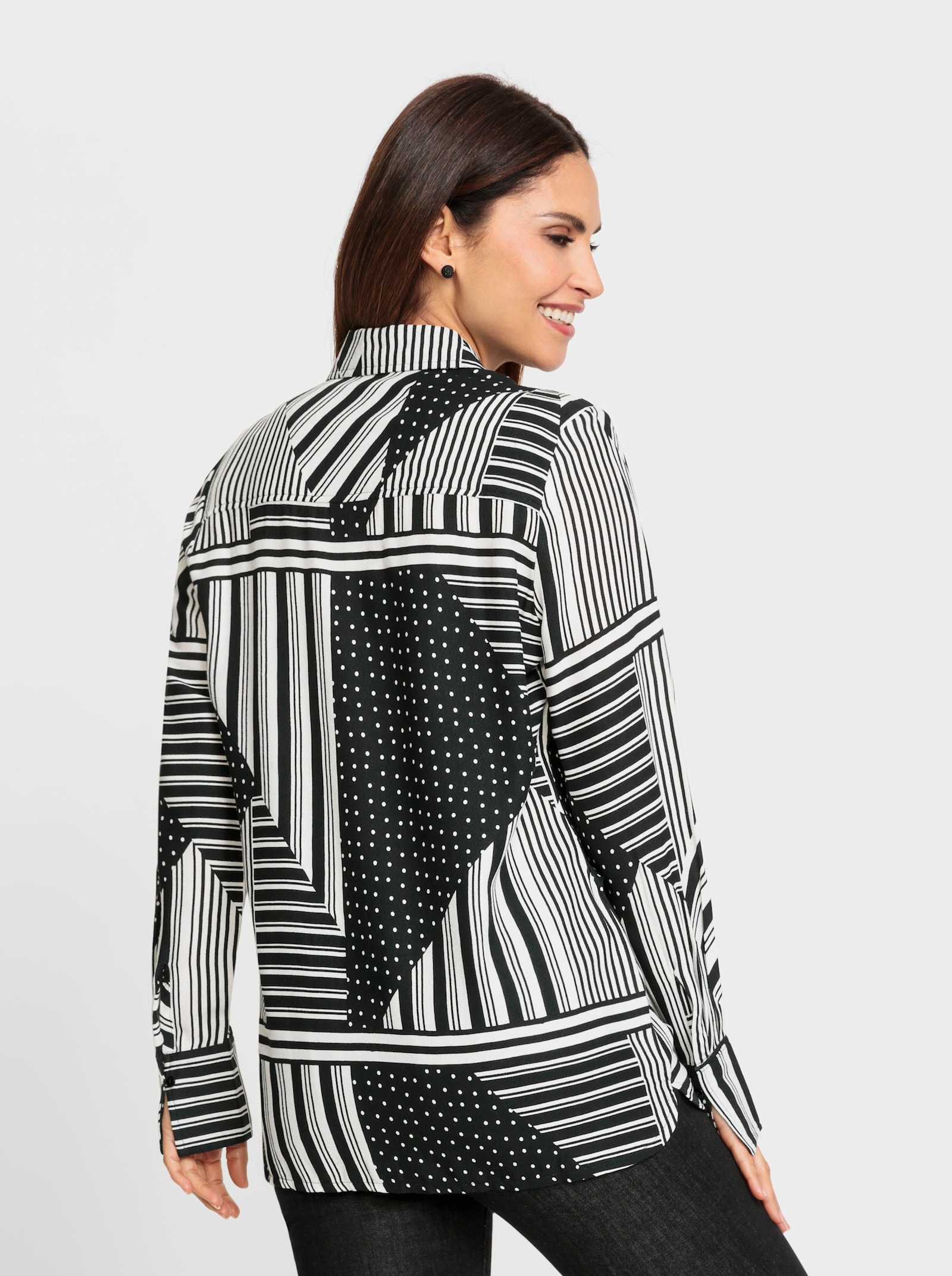 Langarm-Bluse aus reiner Viskose - weiß-schwarz-bedruckt