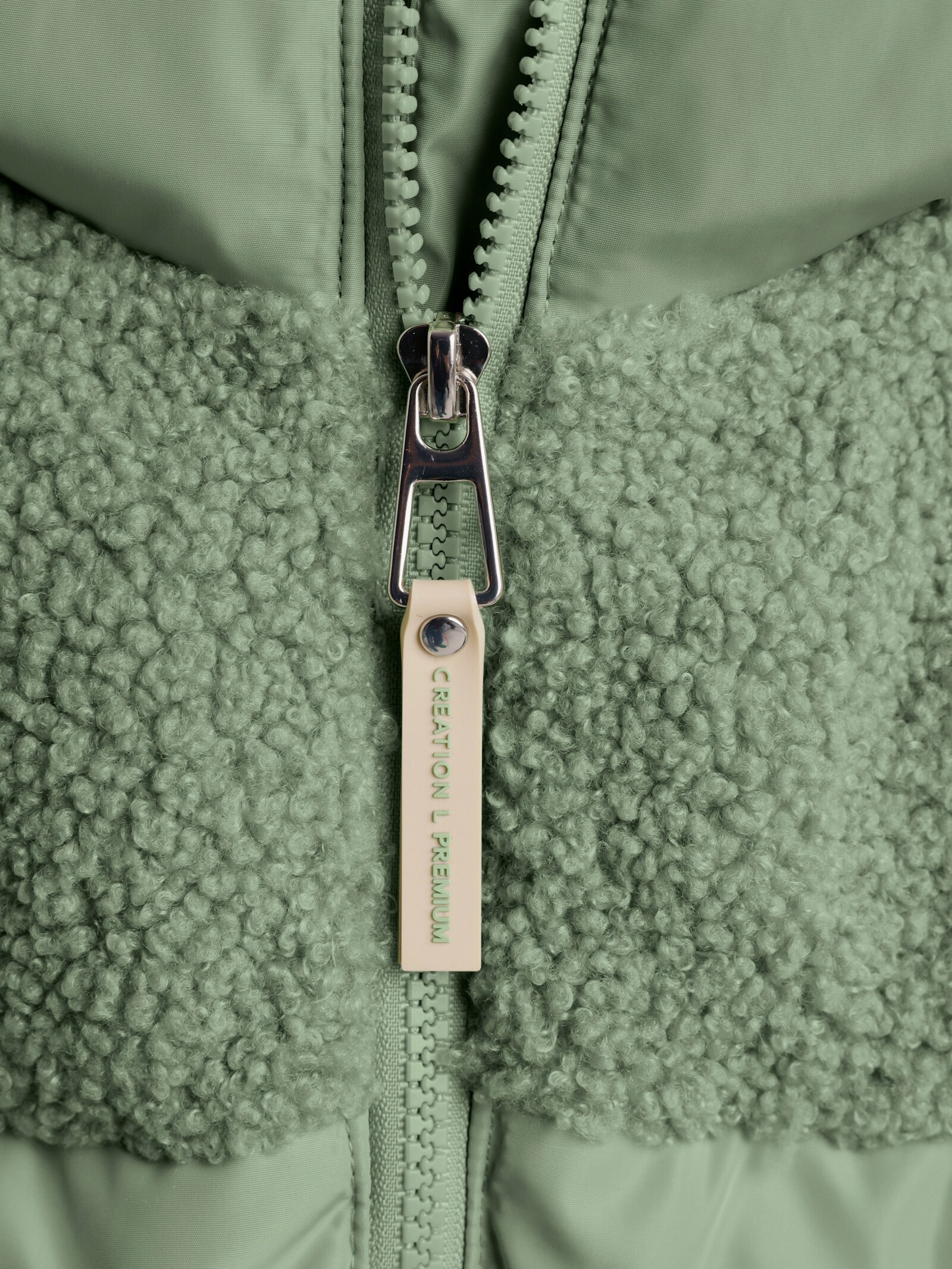 CREATION L PREMIUM Daunenjacke mit Teddyfleece - eucalyptus