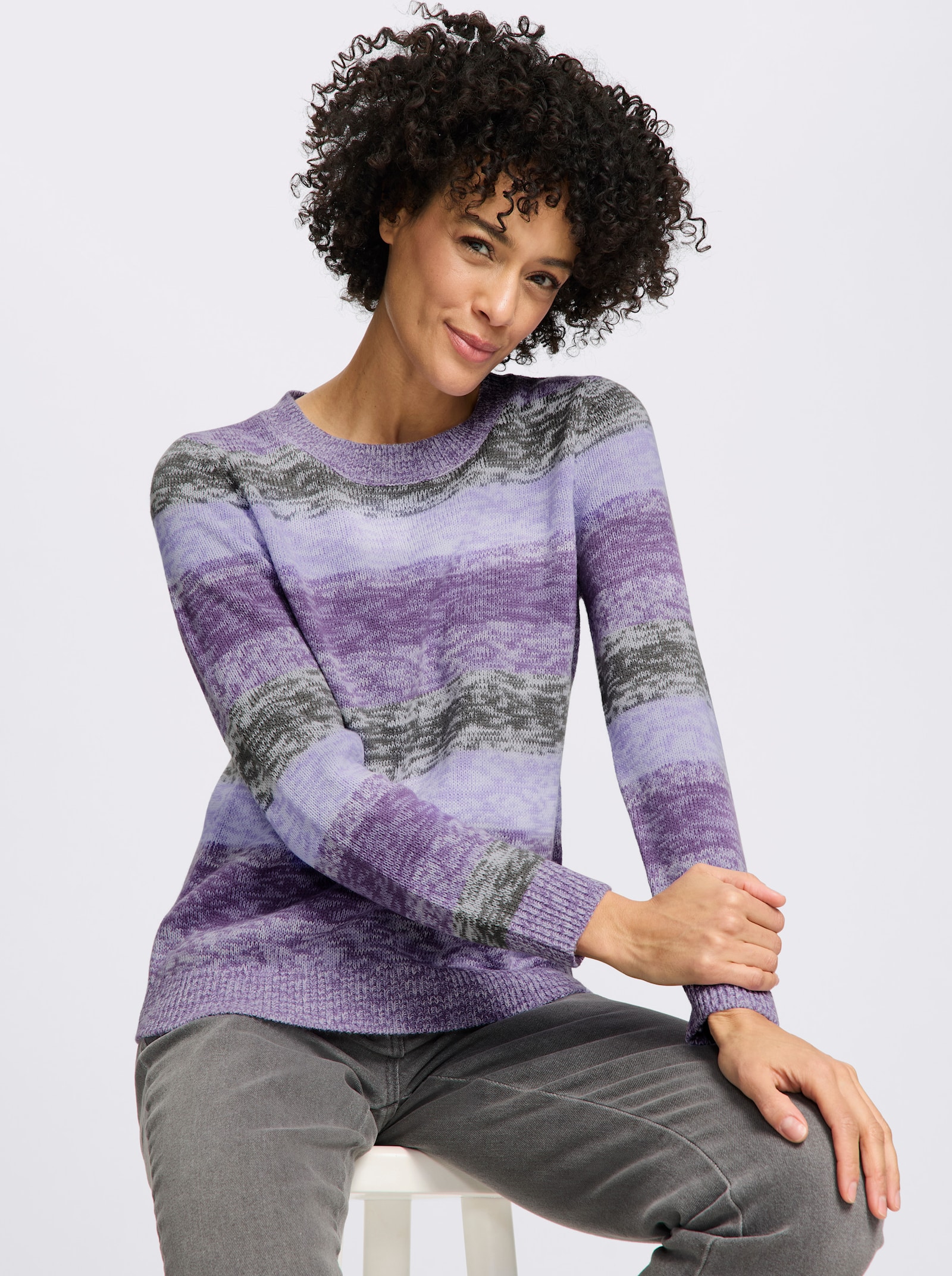 Rundhalspullover im Ringel-Dessin - lila-lavendel-gemustert