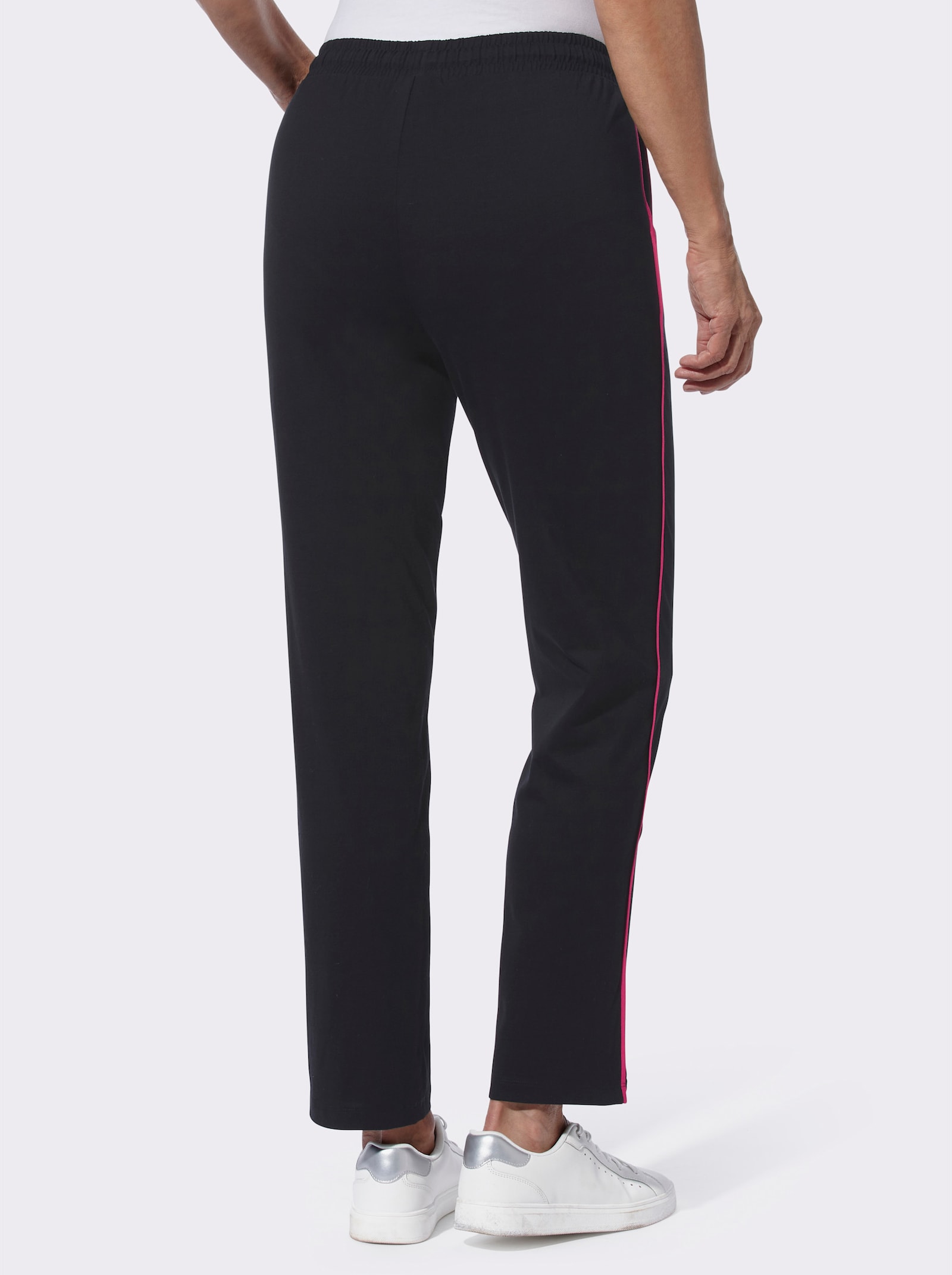 Freizeithose mit Kontrasten - schwarz + dunkelblau