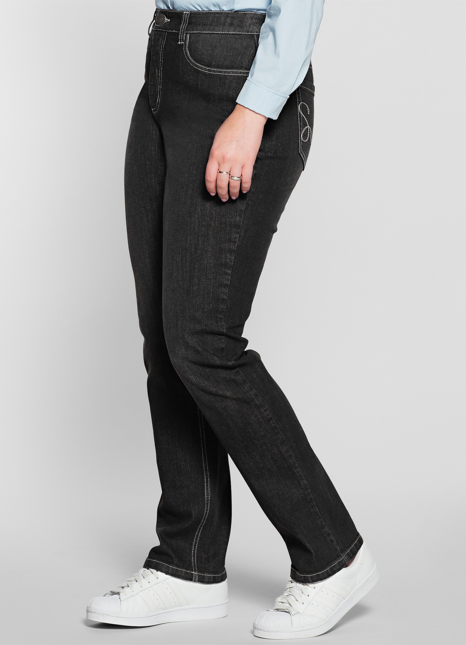 sheego Shaping jeans in recht model - black denim