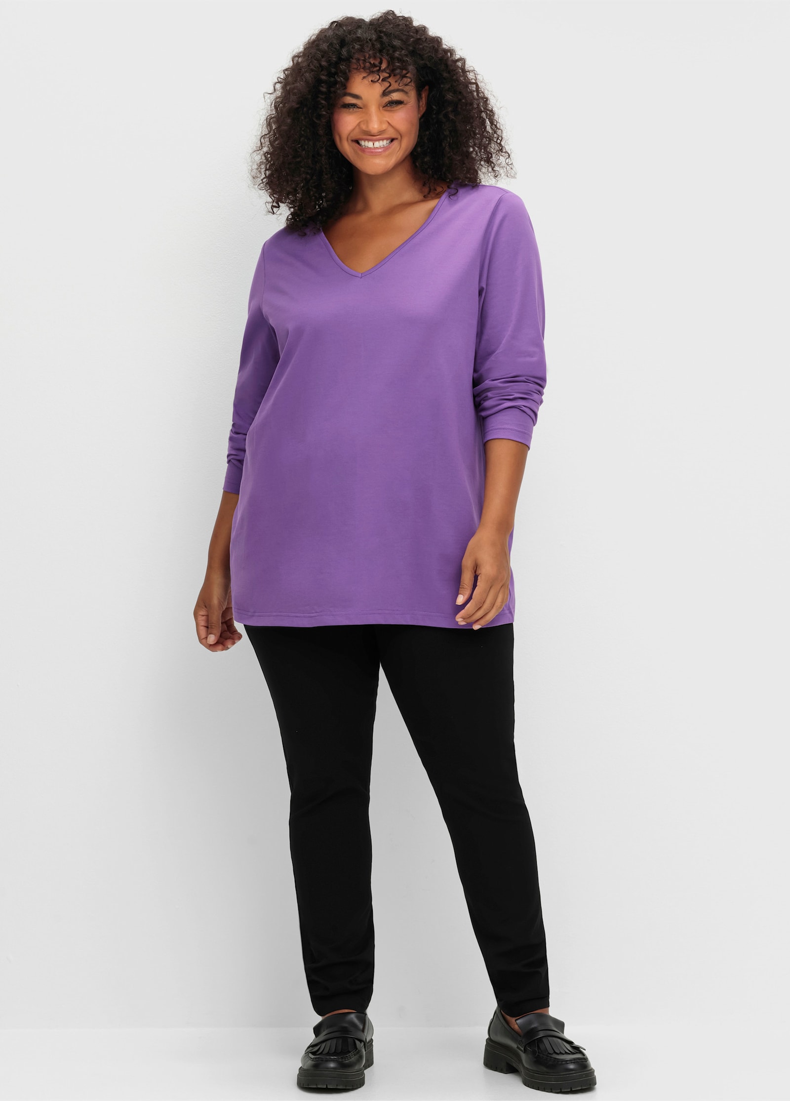 sheego Langarmshirt in leichter A-Linie - lila