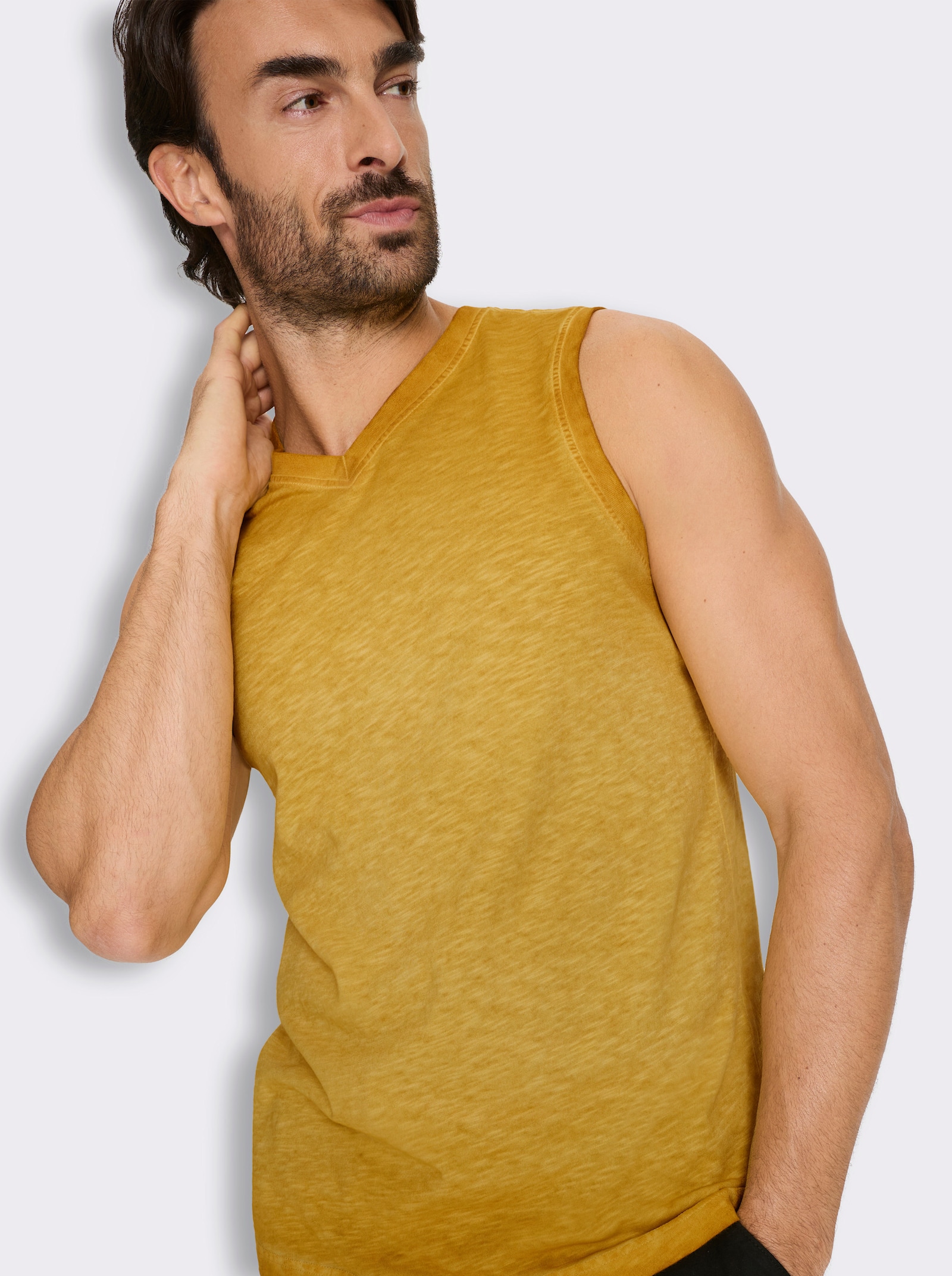 V-Shirt ärmellos, aus Baumwolle - ocker