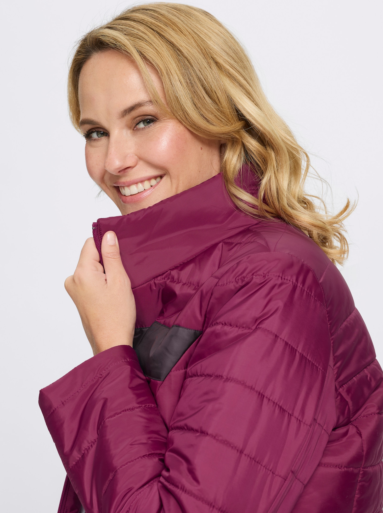 Steppjacke für kalte Wintertage geeignet - malve-aubergine