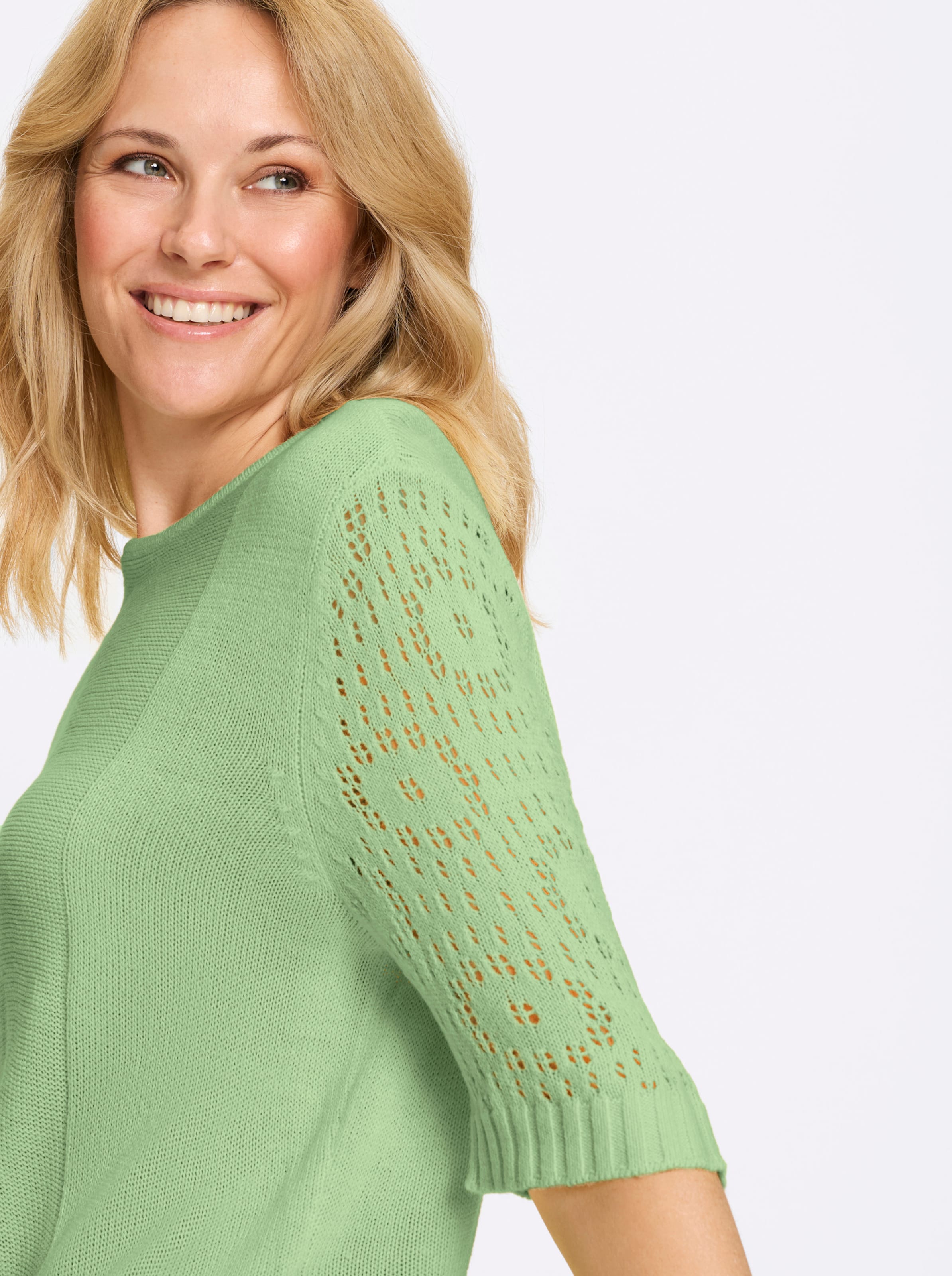 Thumbnail - Pullover