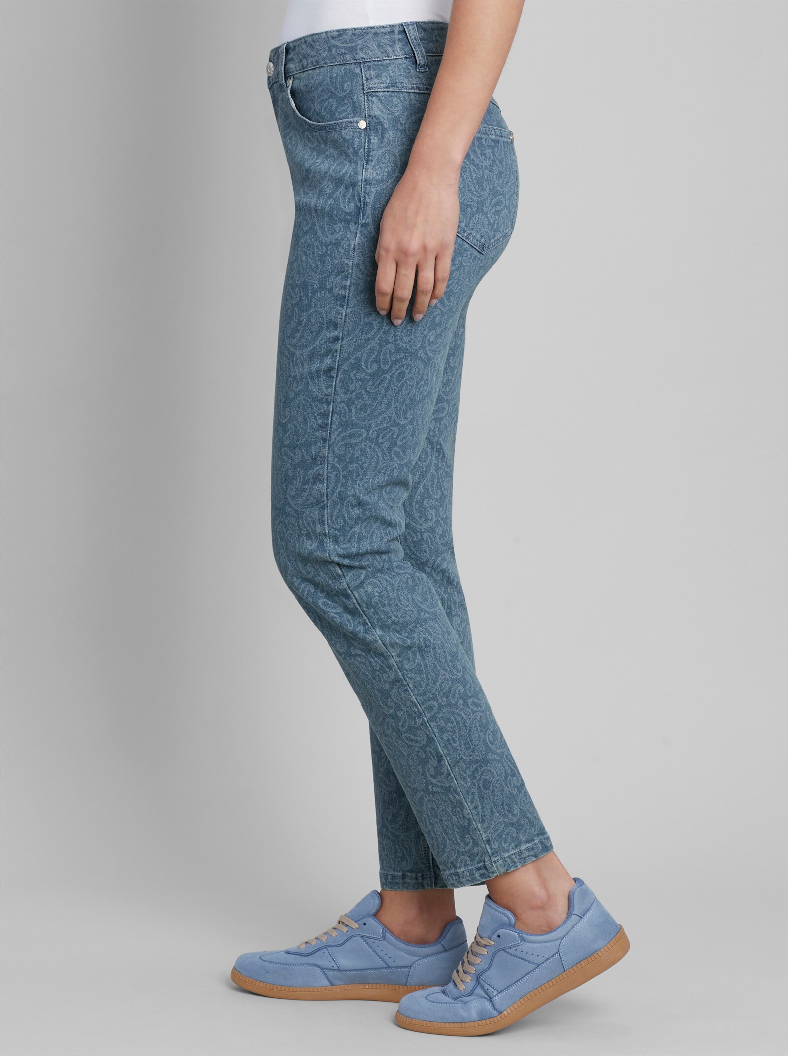 heine 5-Pocket-Jeans mit Paisley-Muster - blue-bleached