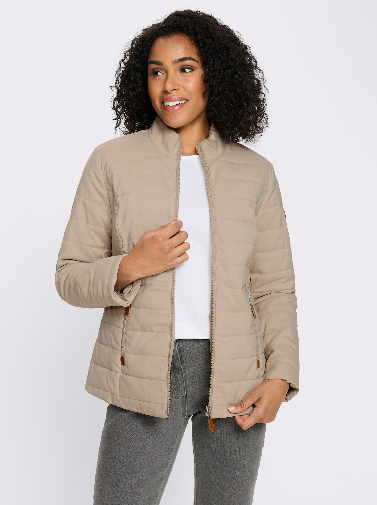 Steppjacke mit Reißverschluss-Taschen - beige